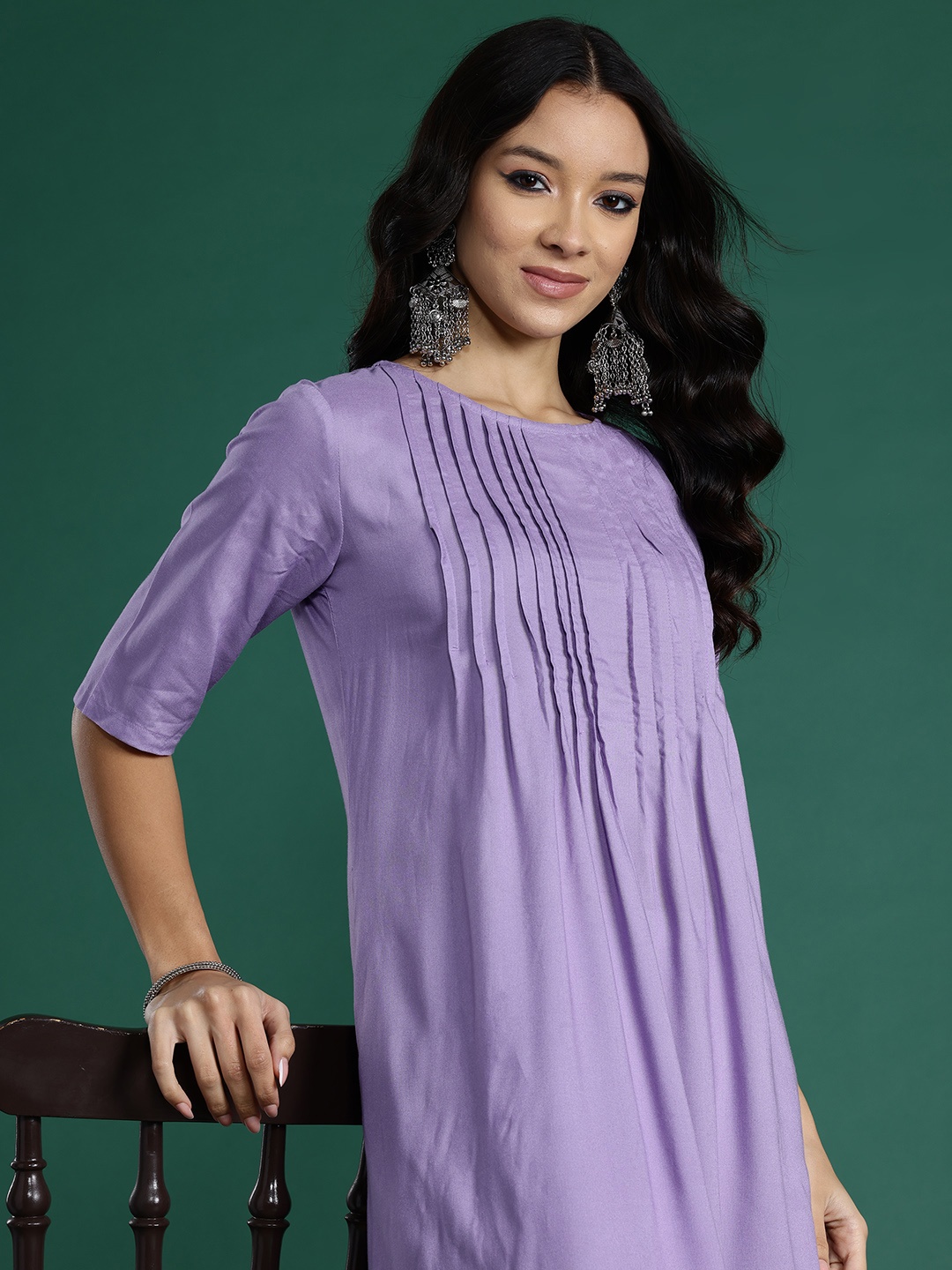 

Sangria Women Pleated Kurta with Trousers, Lavender