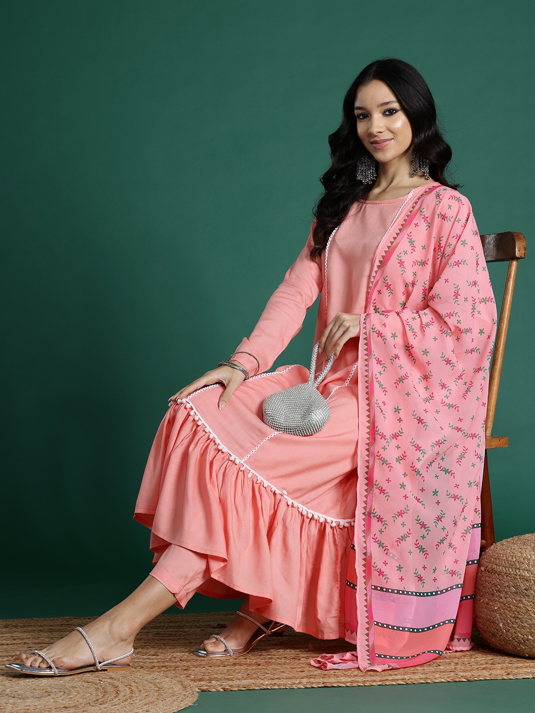 

Sangria Panelled Kurta with Trousers & Dupatta, Pink