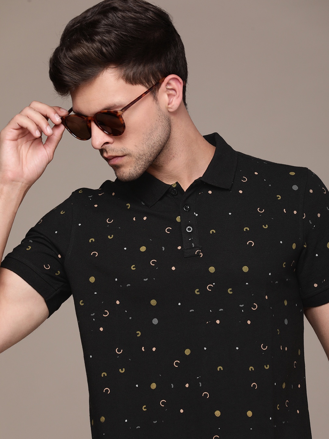 

WROGN Geometric Printed Polo Collar Slim Fit T-shirt, Black