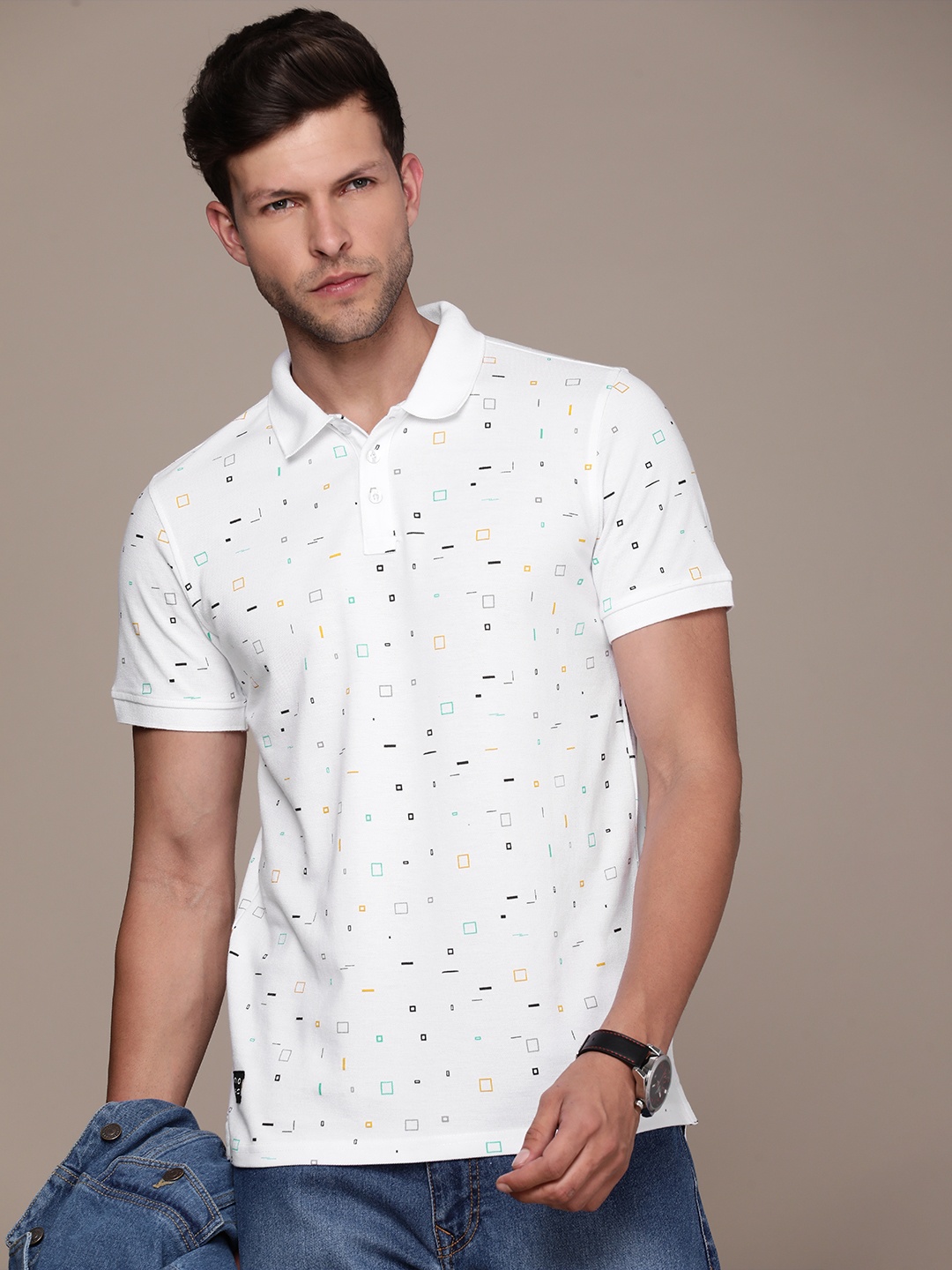 

WROGN Geometric Printed Polo Collar Slim Fit T-shirt, White