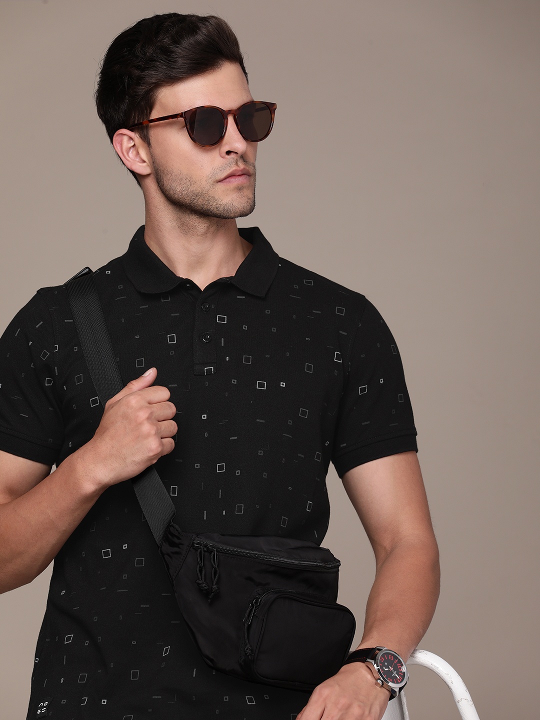 

WROGN Geometric Printed Polo Collar Slim Fit T-shirt, Black