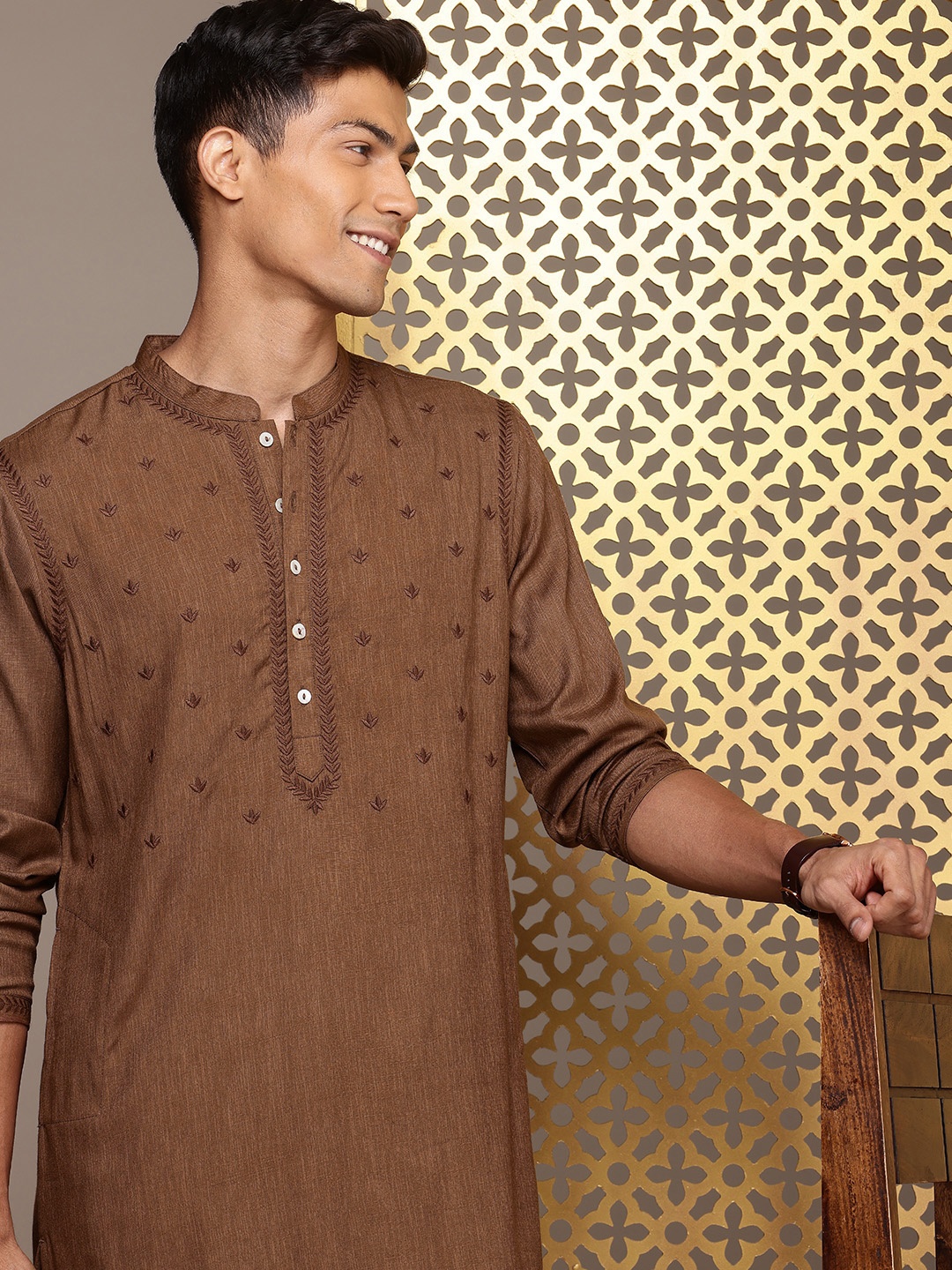 

House of Pataudi Jashn Ethnic Motifs Embroidered Thread Work Kurta, Brown