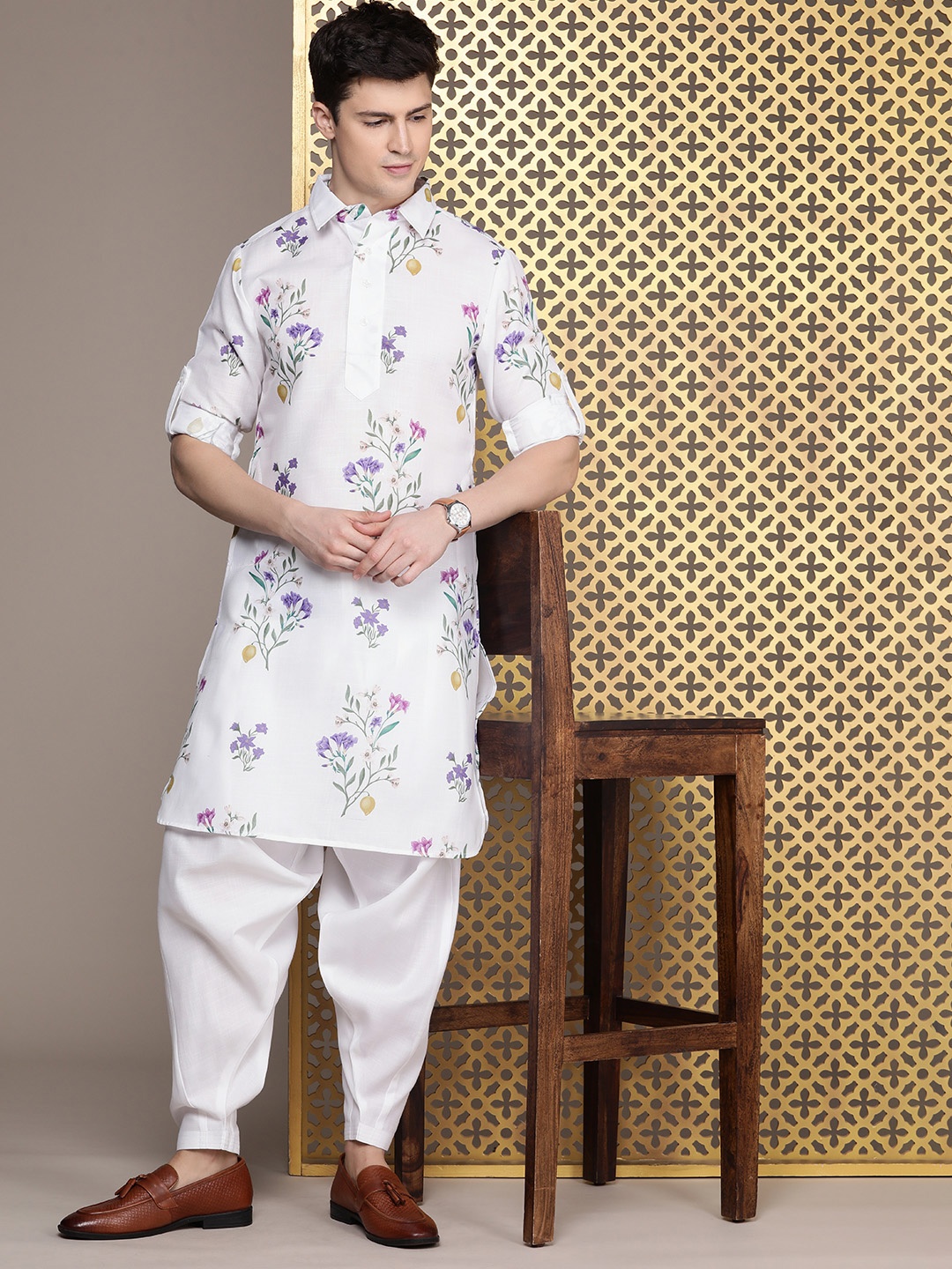 

House of Pataudi Men Jashn Floral Printed Pathani Kurta With Salwar, White