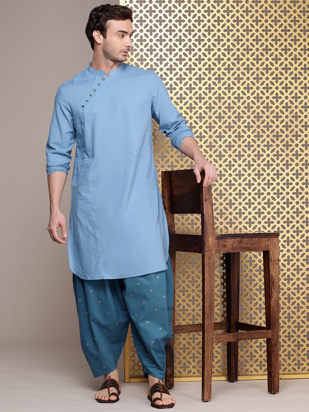 

House of Pataudi Men Jashn Angrakha Pure Cotton Kurta with Dhoti Pants, Blue