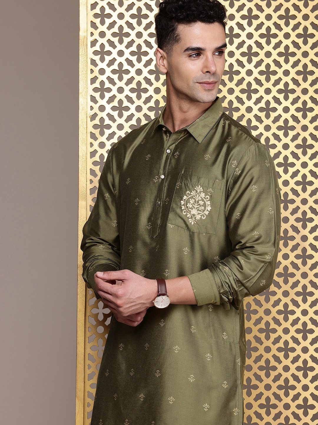 

House of Pataudi Ethnic Motifs Printed Embroidered Jashn Kurta, Olive