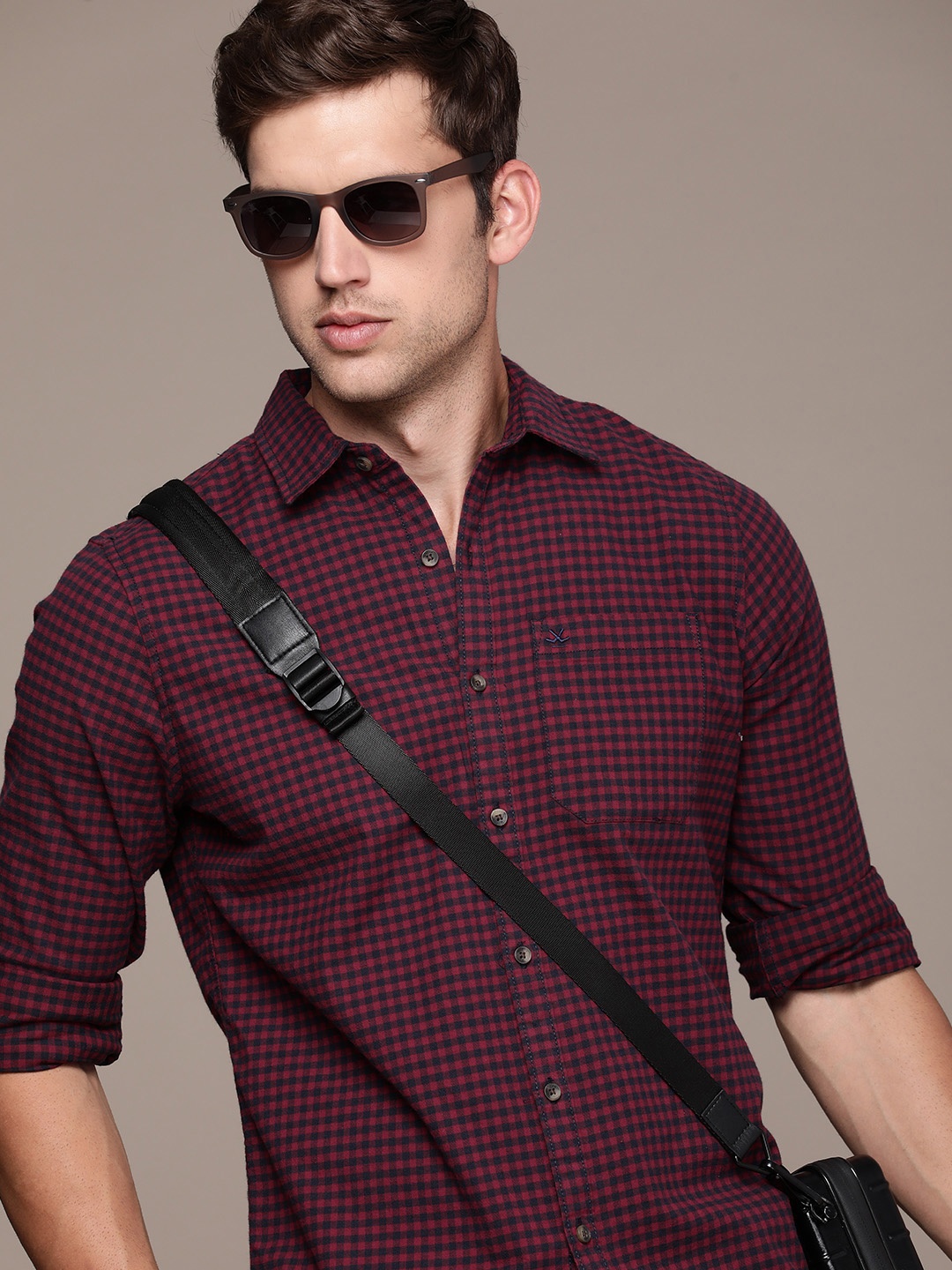 

WROGN Slim Fit Gingham Checked Casual Shirt, Maroon