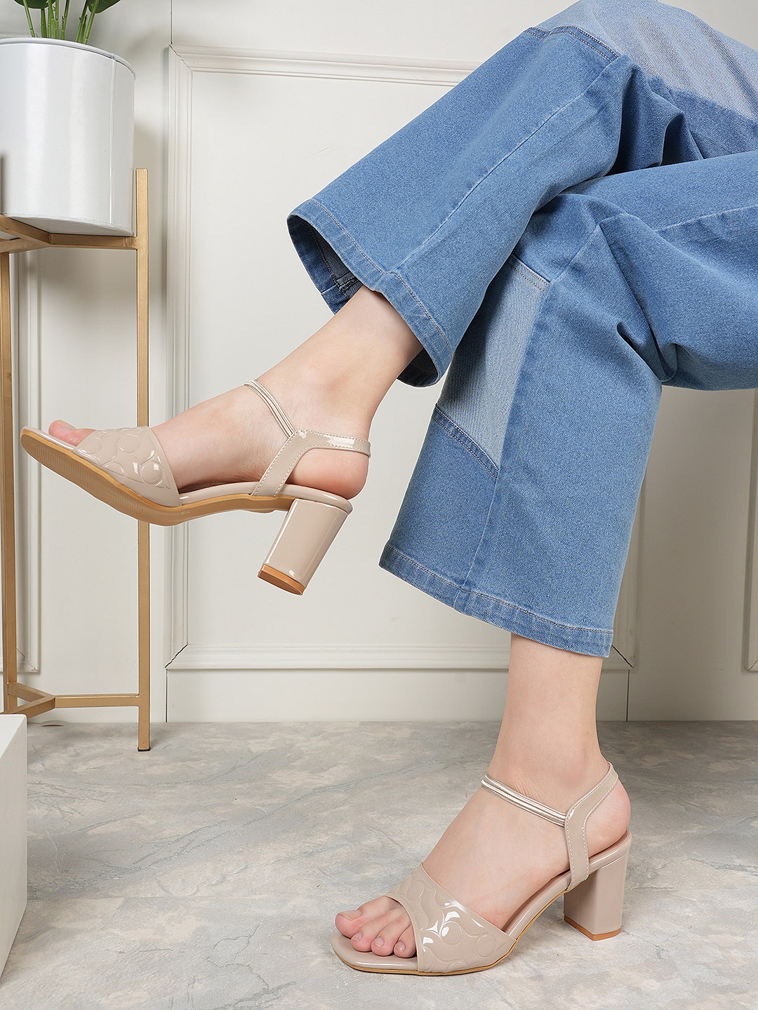 

DressBerry Beige Textured Block Heels