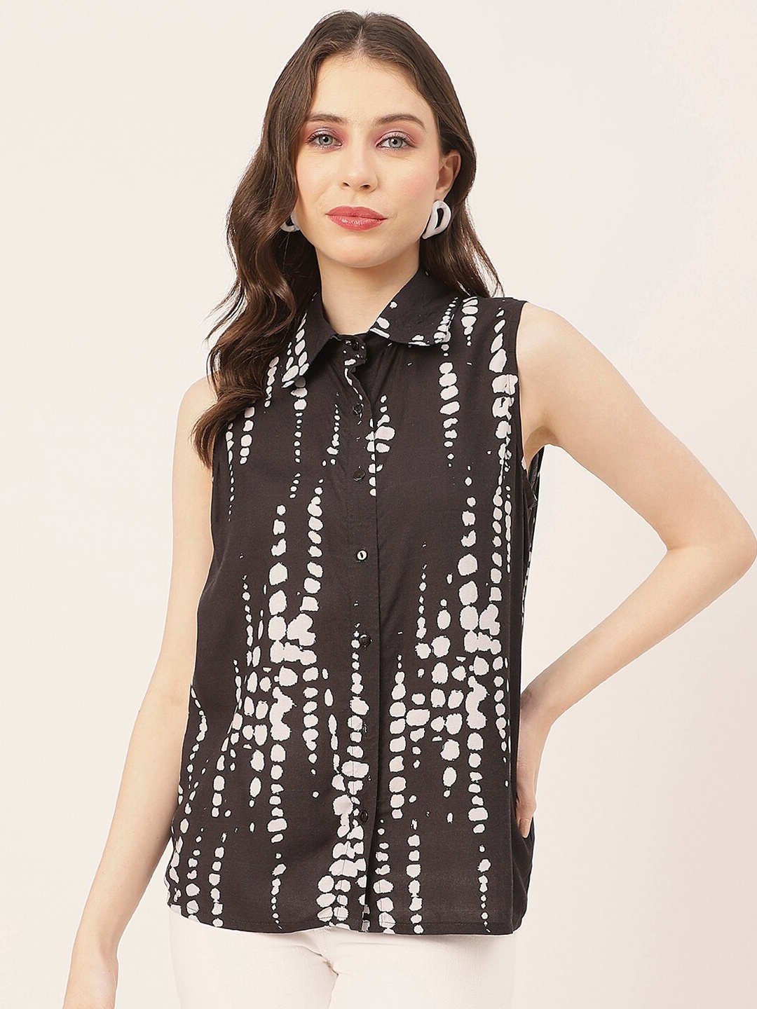 

Moomaya Abstract Printed Sleeveless Casual Shirt, Black