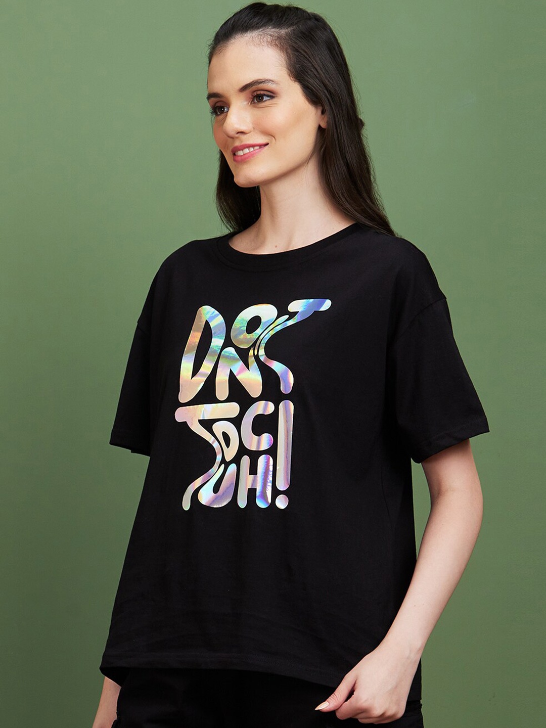 

Globus Black Typography Printed Round Neck Drop-Shoulder Sleeves Boxy Cotton T-shirt