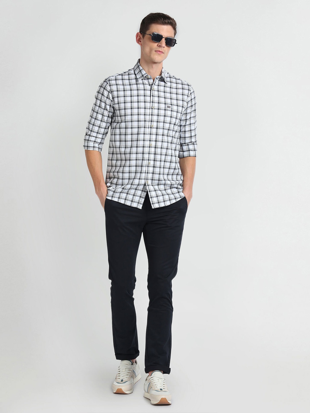 

Arrow Sport Slim Fit Tartan Checks Spread Collar Long Sleeves Cotton Casual Shirt, White
