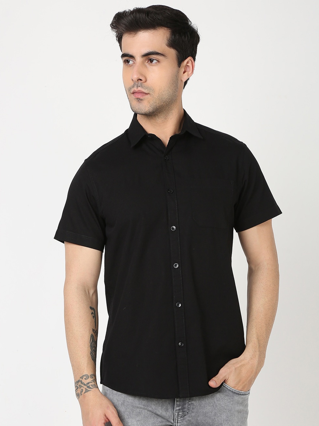 

R&B Spread Collar Cotton Casual Shirt, Black