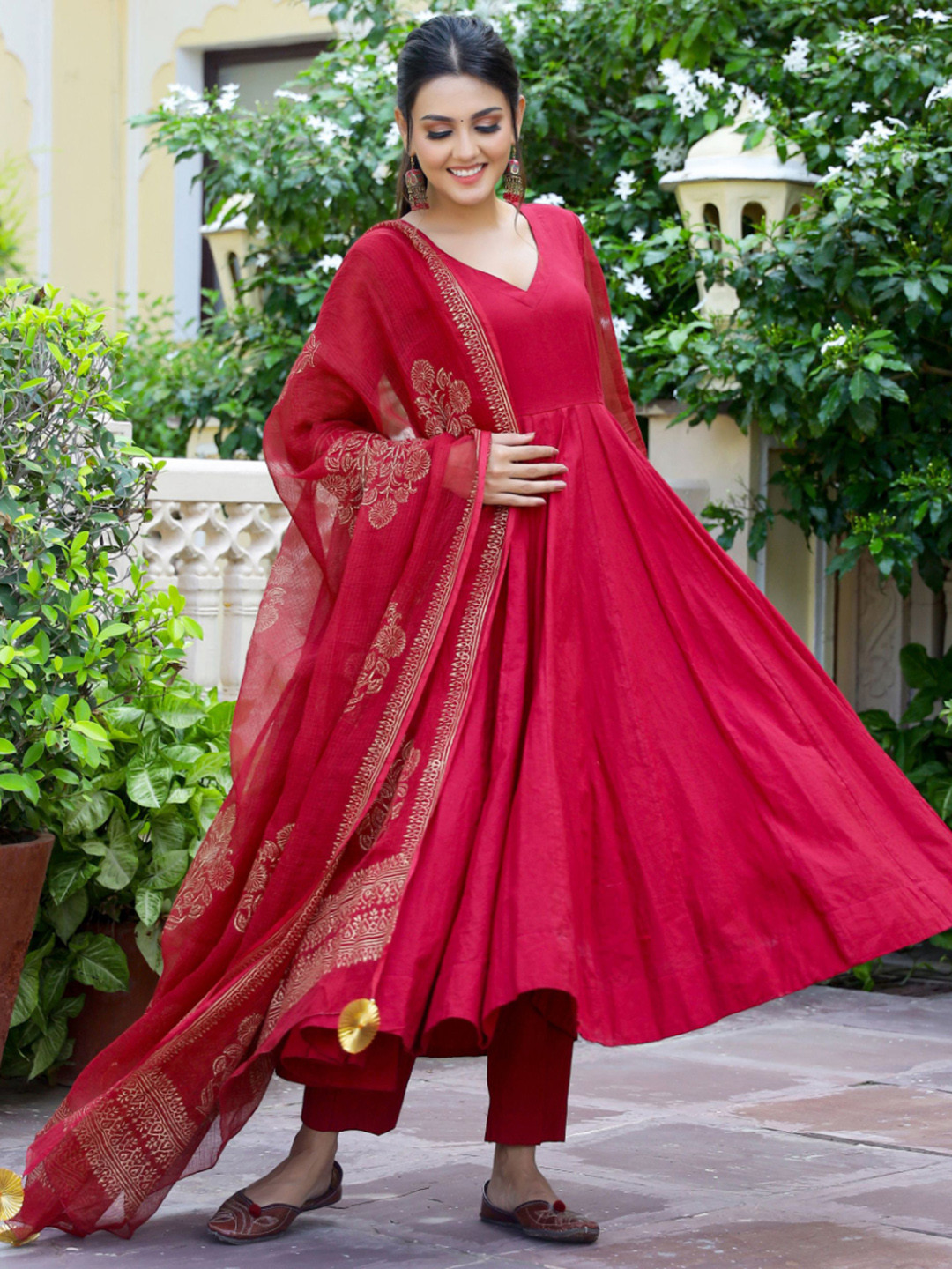 

GoSriKi V-Neck Anarakali Kurta with Trousers & Dupatta, Red