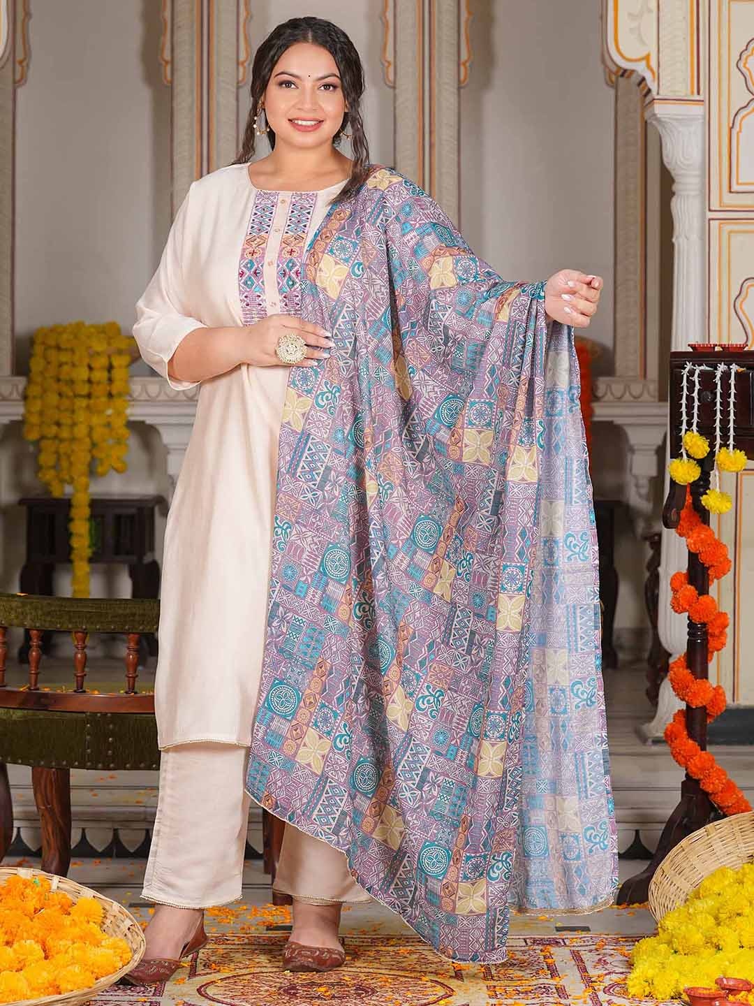 

LALI JAIPUR Ethnic Motifs Embroidered Round Neck Thread Work Kurta Set, Blue