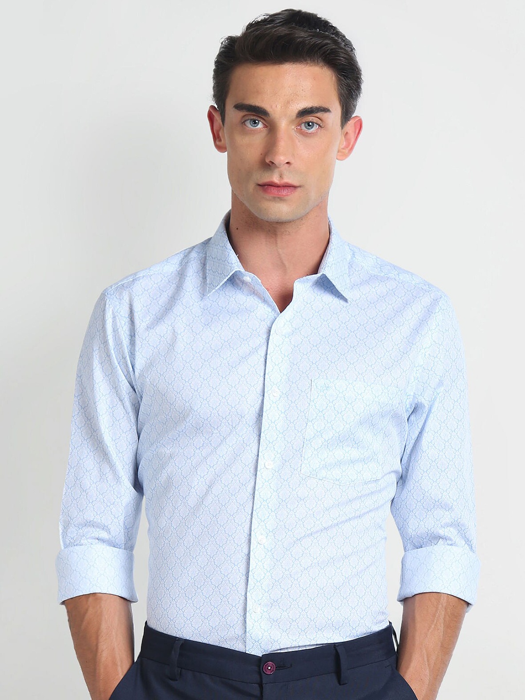

Arrow Floral Opaque Printed Cotton Formal Shirt, Blue