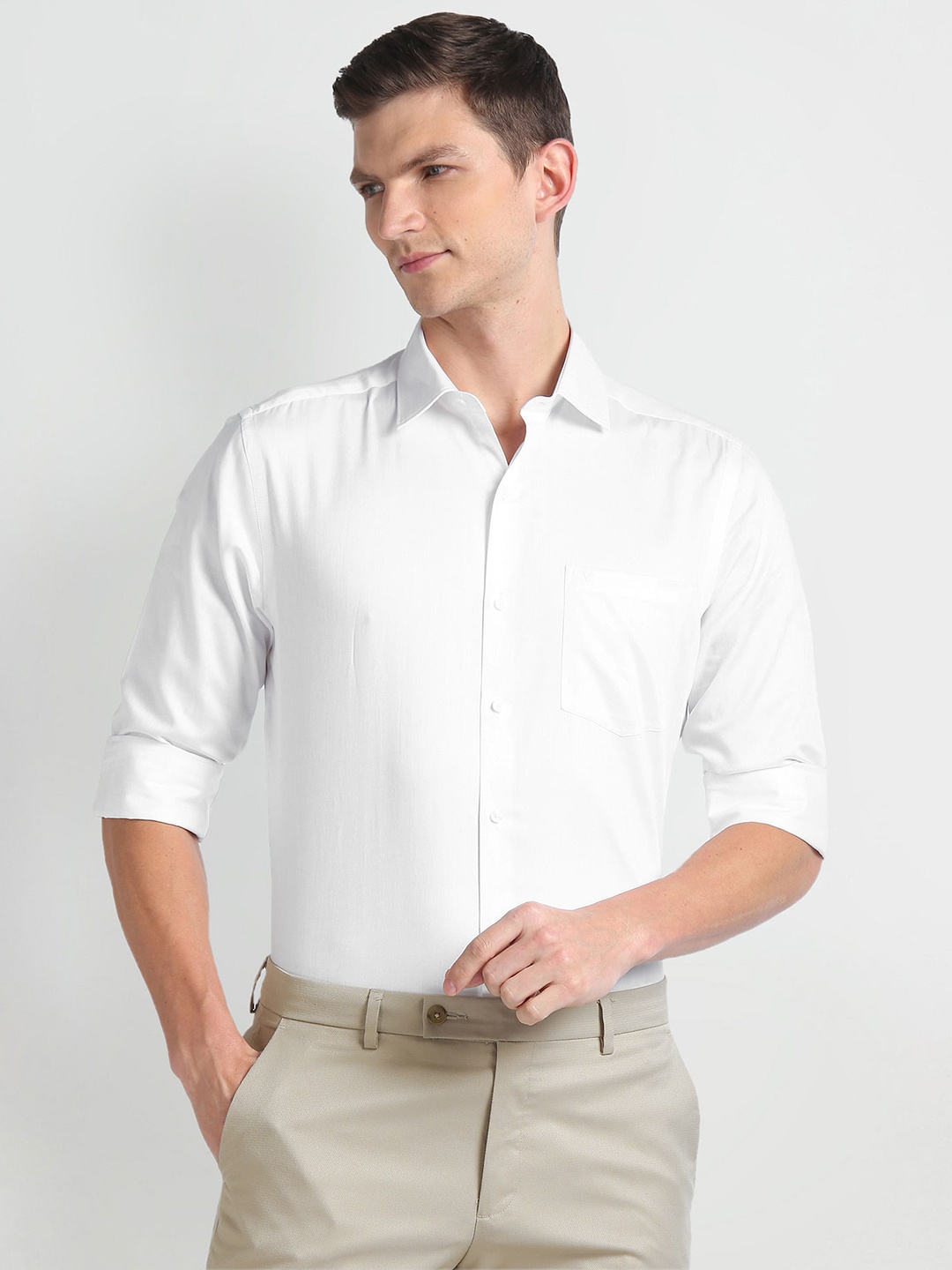 

Arrow Spread Collar Opaque Cotton Formal Shirt, White