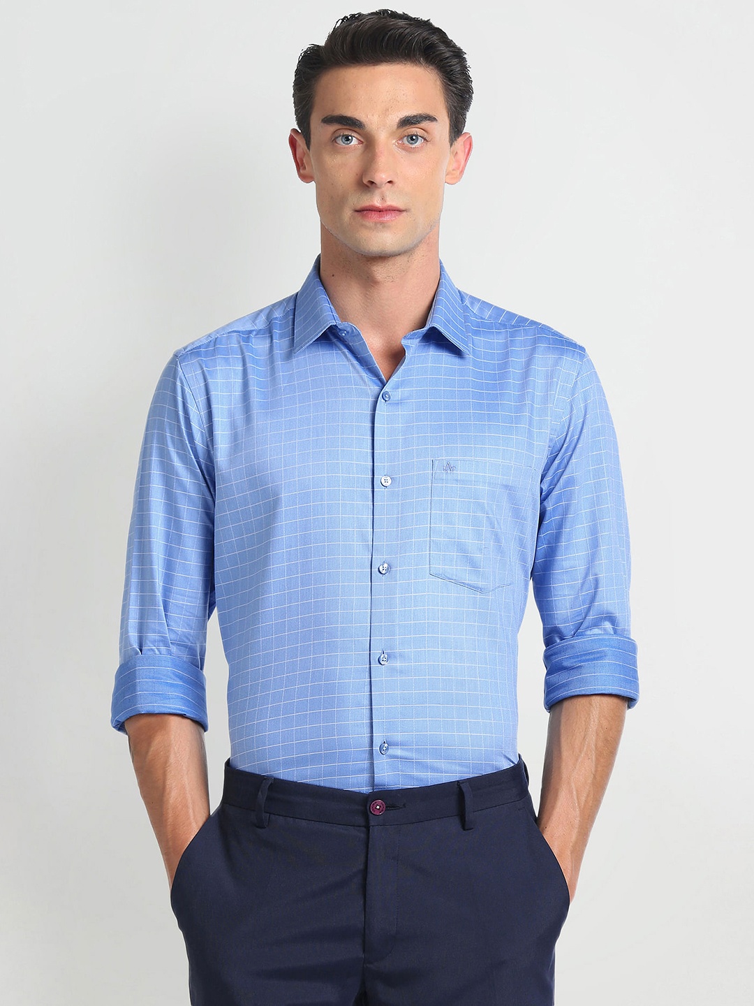 

Arrow Spread Collar Horizontal Stripes Opaque Cotton Formal Shirt, Blue