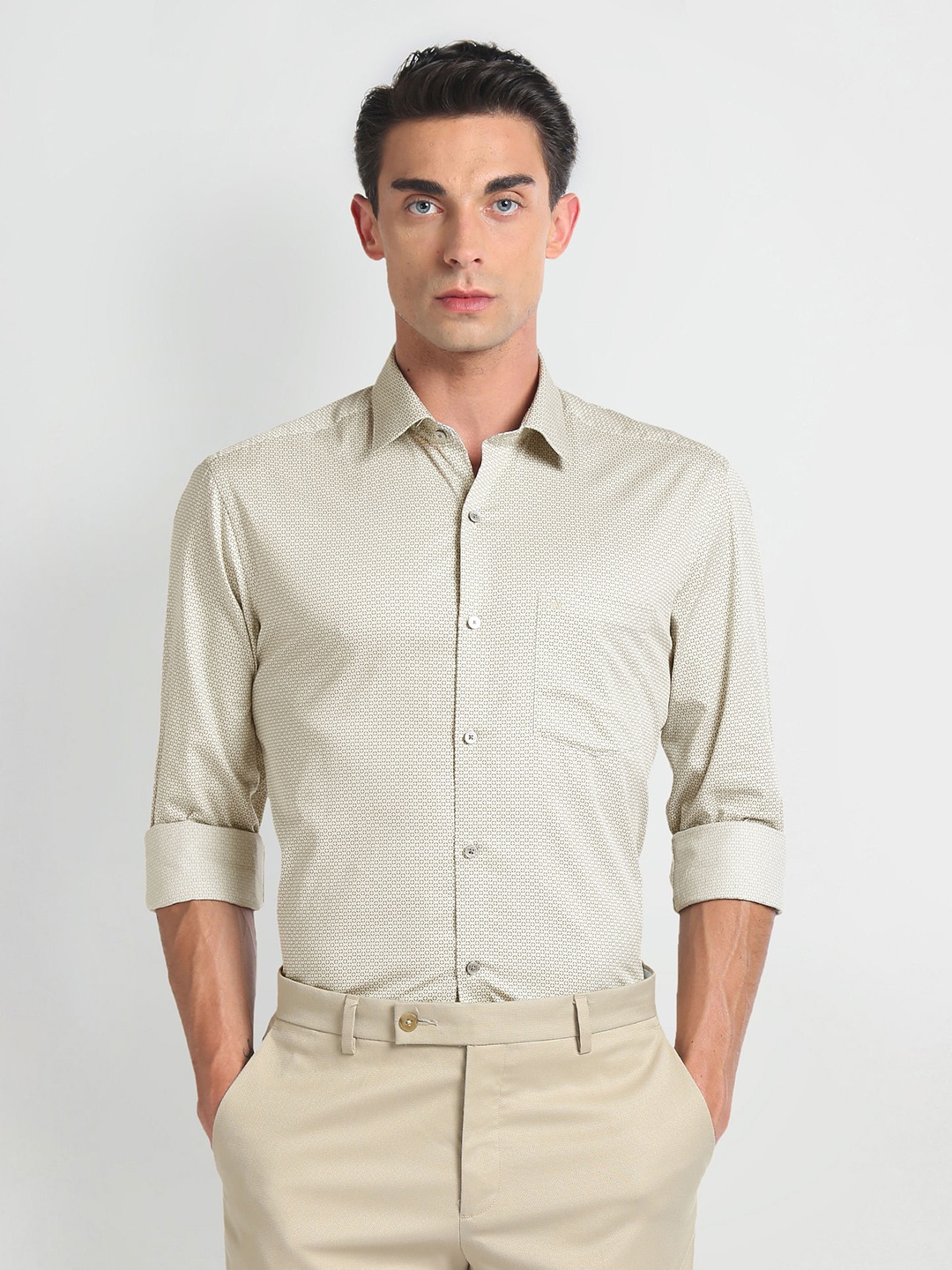 

Arrow Spread Collar Slim Fit Opaque Micro Ditsy Cotton Formal Shirt, Beige