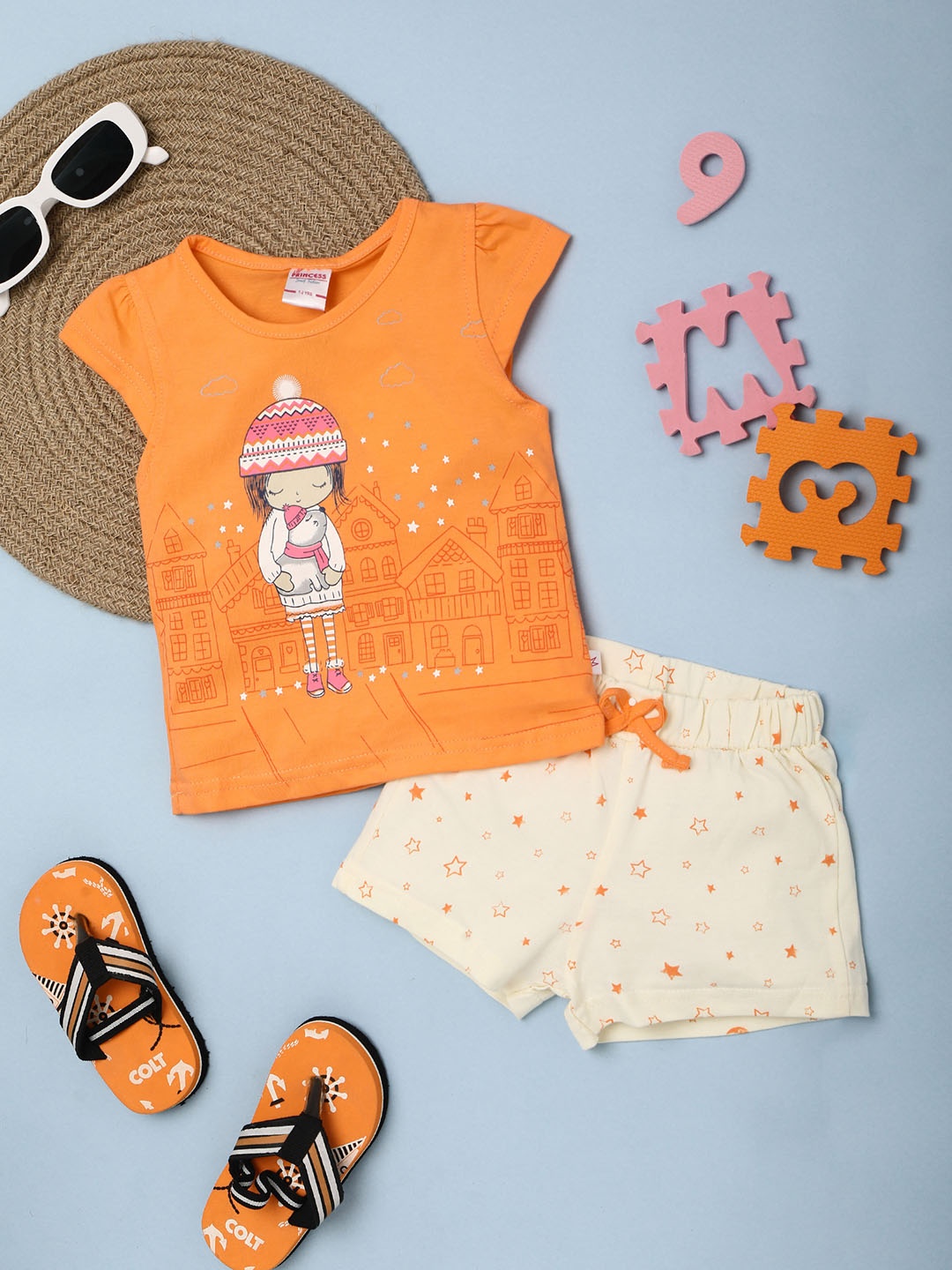 

V-Mart Girls Printed Pure Cotton Top with Shorts, Orange