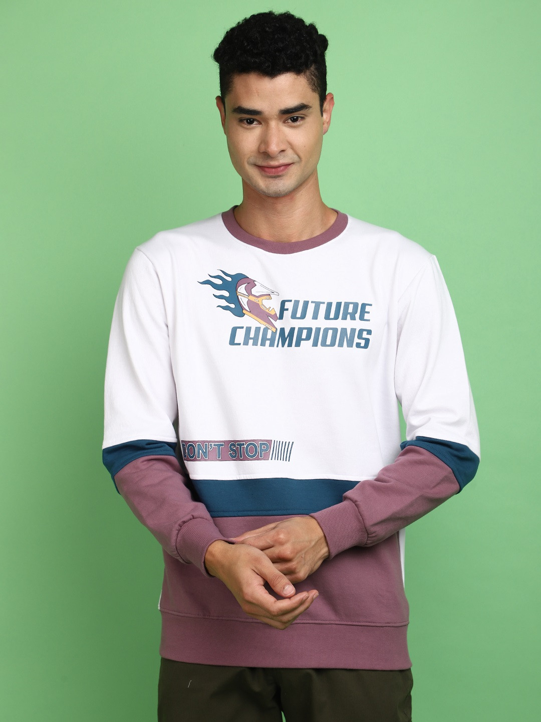 

V-Mart Colourblocked Round Neck Sweatshirt, White