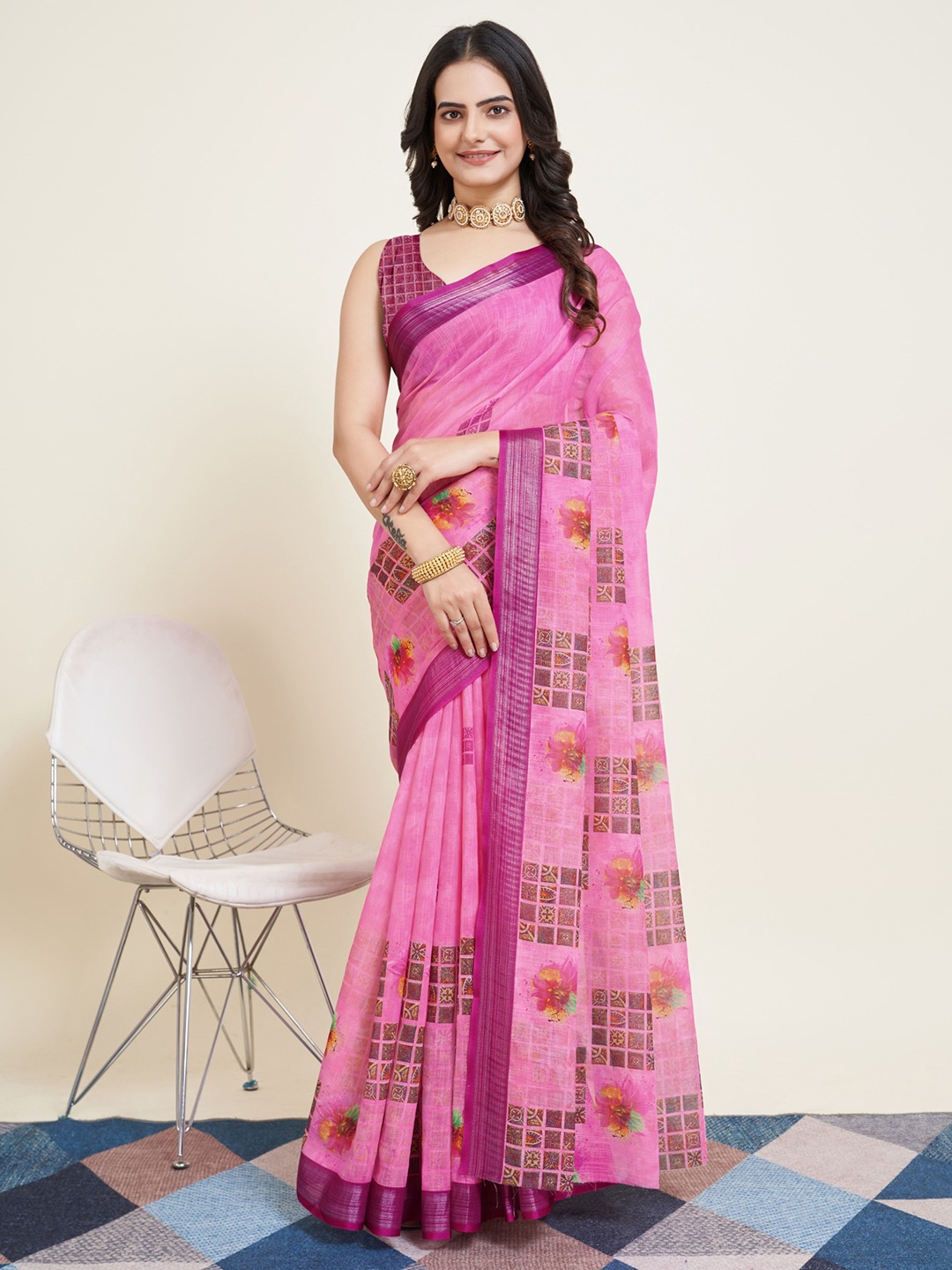 

LeeliPeeri Designer Floral Printed Zari Saree, Pink