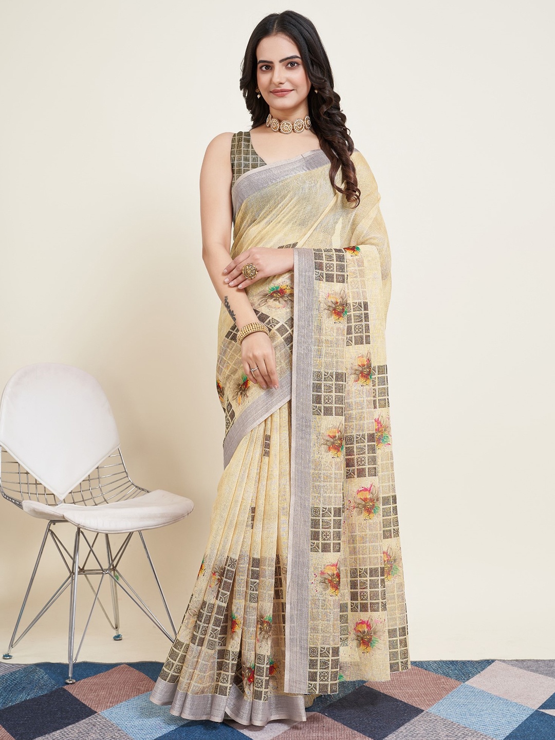 

LeeliPeeri Designer Floral Printed Zari Saree, Cream