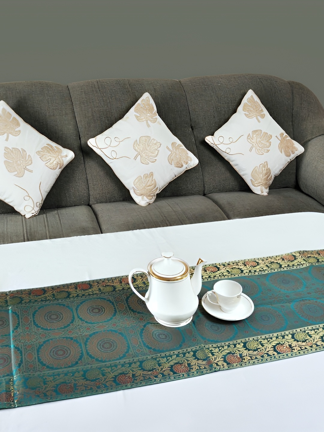 

Lal Haveli Green & Yellow Printed Table Runners