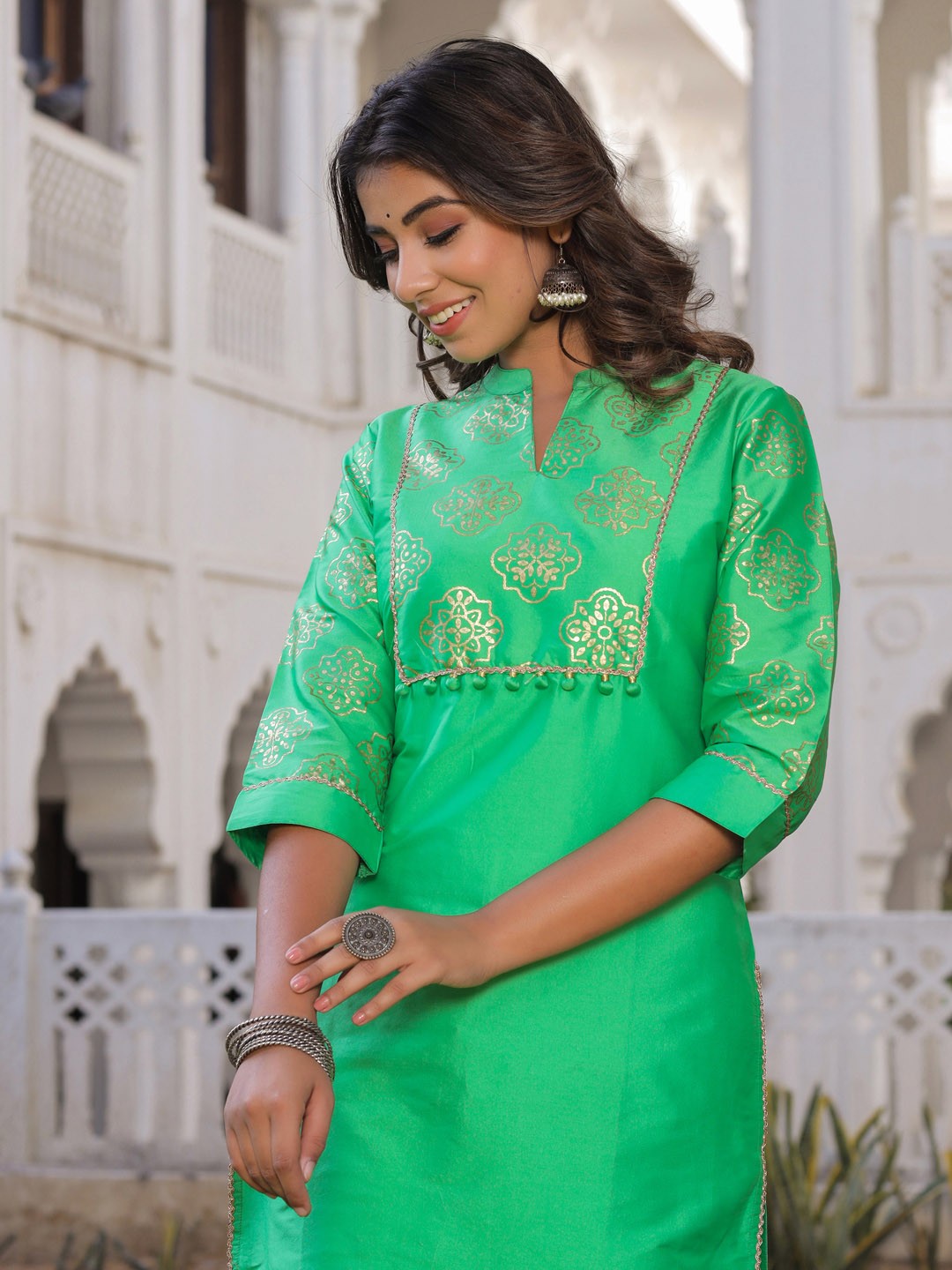 

Jaipur Kurti Green Ethnic Motifs Yoke Design Mandarin Collar Straight Kurta with Trousers