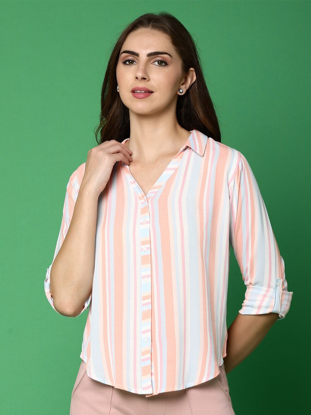 

V-Mart Vertical Striped Spread Collar Roll Up Sleeves Cotton Casual Shirt, White