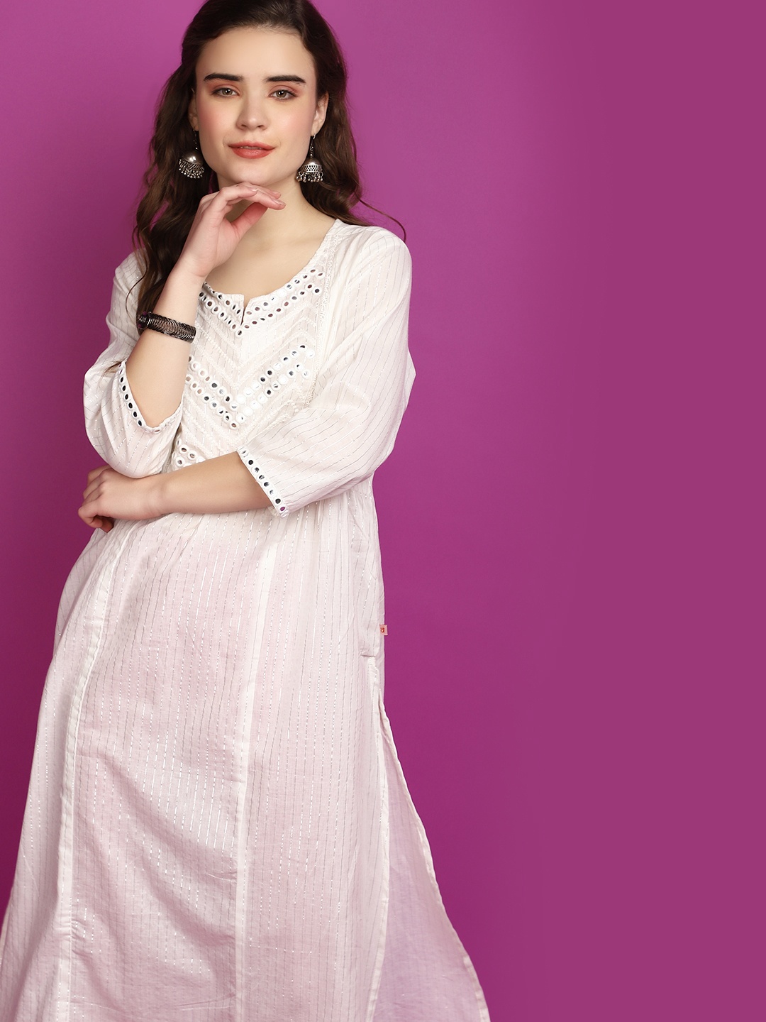 

V-Mart Geometric Striped Mirror Work Cotton Kurta, White