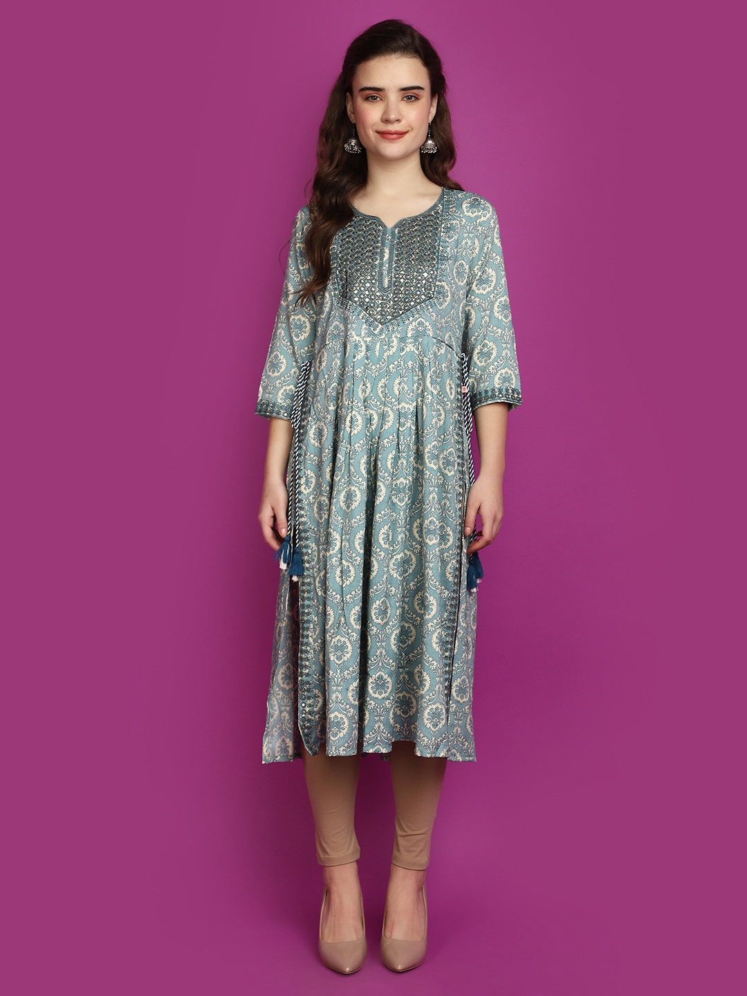 

V-Mart Ethnic Motifs Embroidered Regular Sleeves Cotton Kurta, Blue