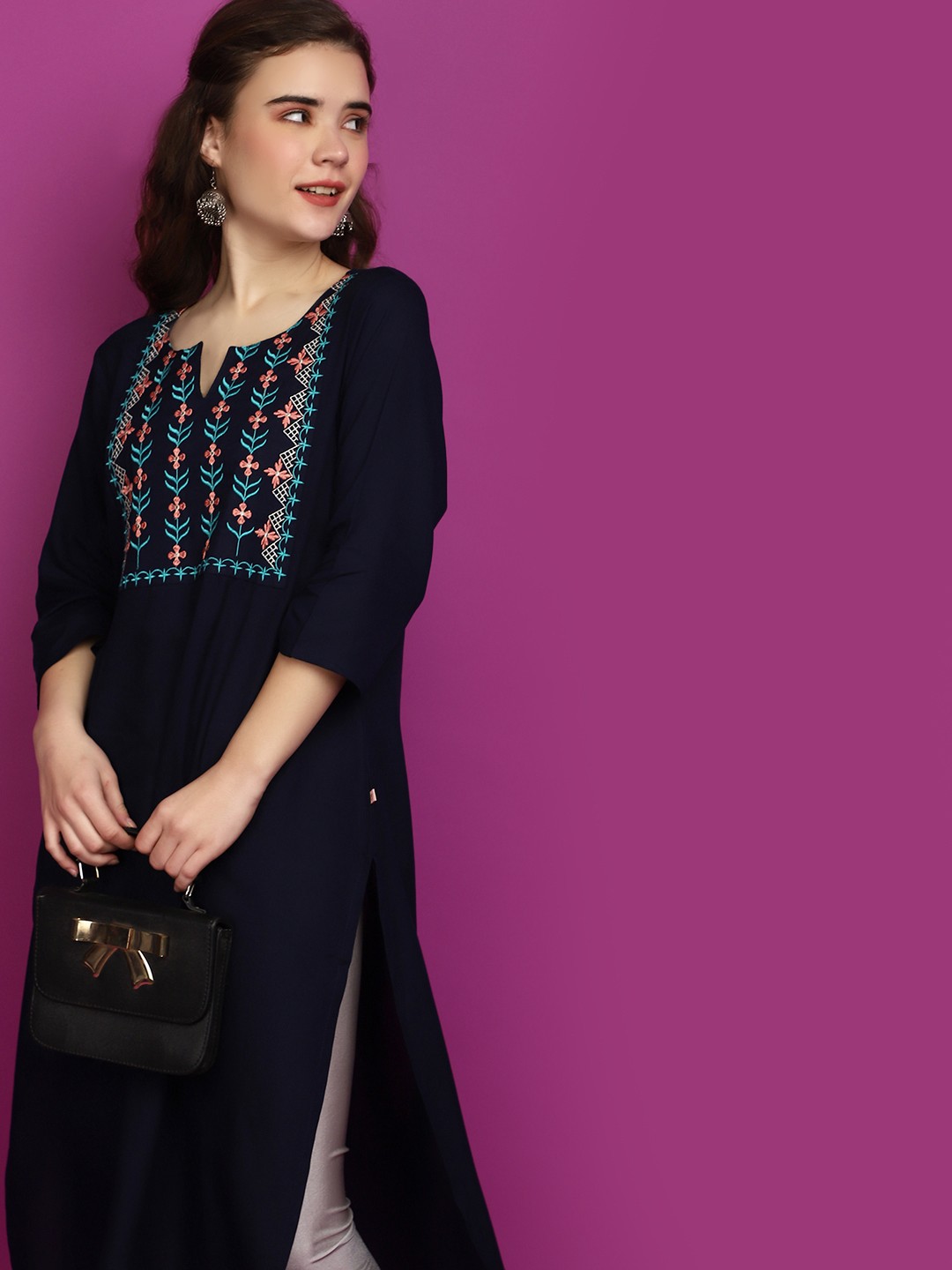 

V-Mart Floral Embroidered Thread Work Cotton Kurta, Blue