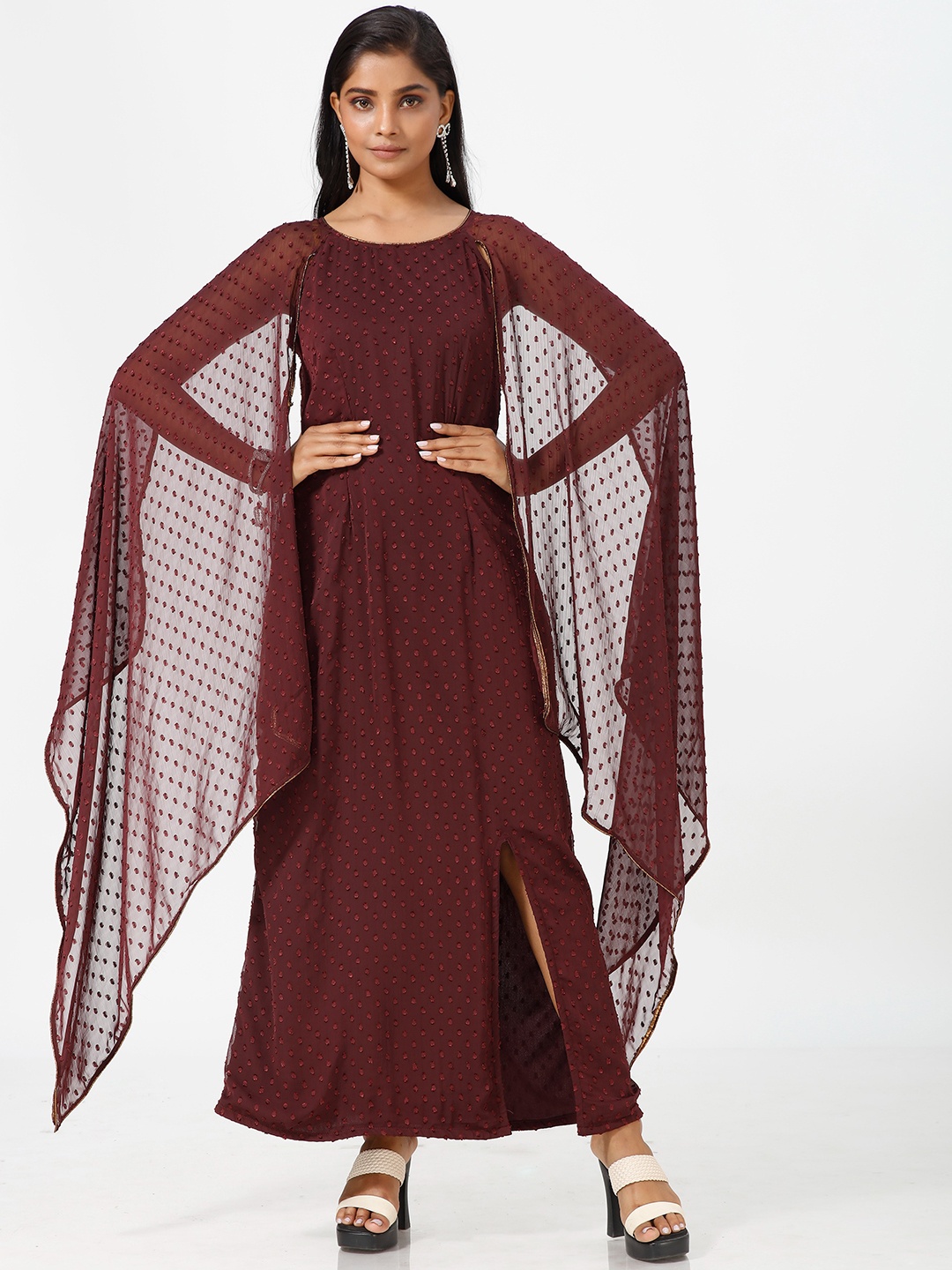 

mrutbaa Woven Design Flared Sleeves A-Line Thread Work Kurta, Purple
