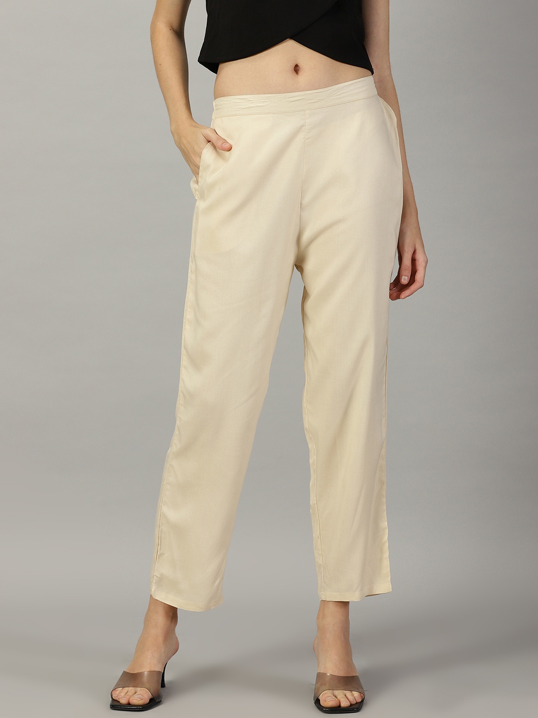 

HAY Mid-Rise Regular Fit Relaxed Straight Leg Casual Trousers, Cream