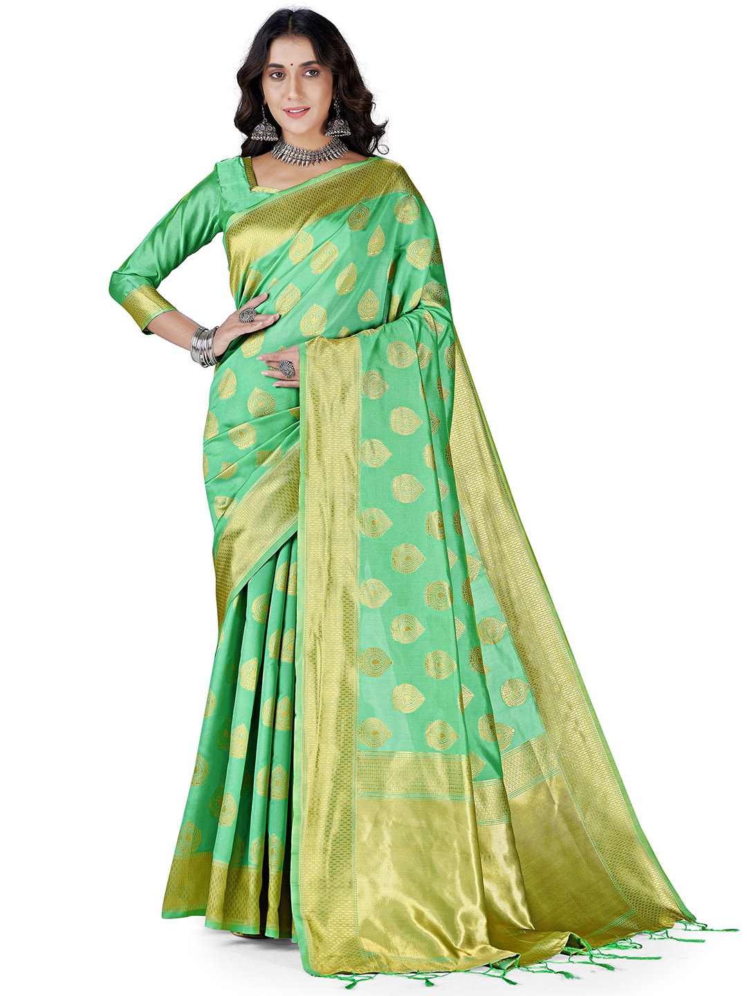 

MANVAA Ethnic Motifs Woven Design Zari Banarasi Saree, Green