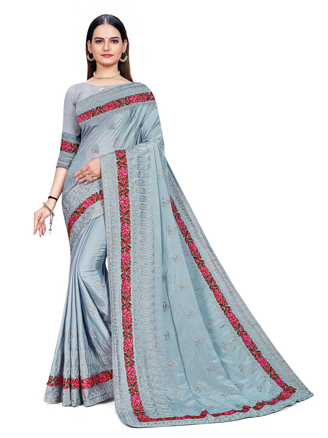 

MANVAA Ethnic Motifs Sequinned Banarasi Saree, Grey