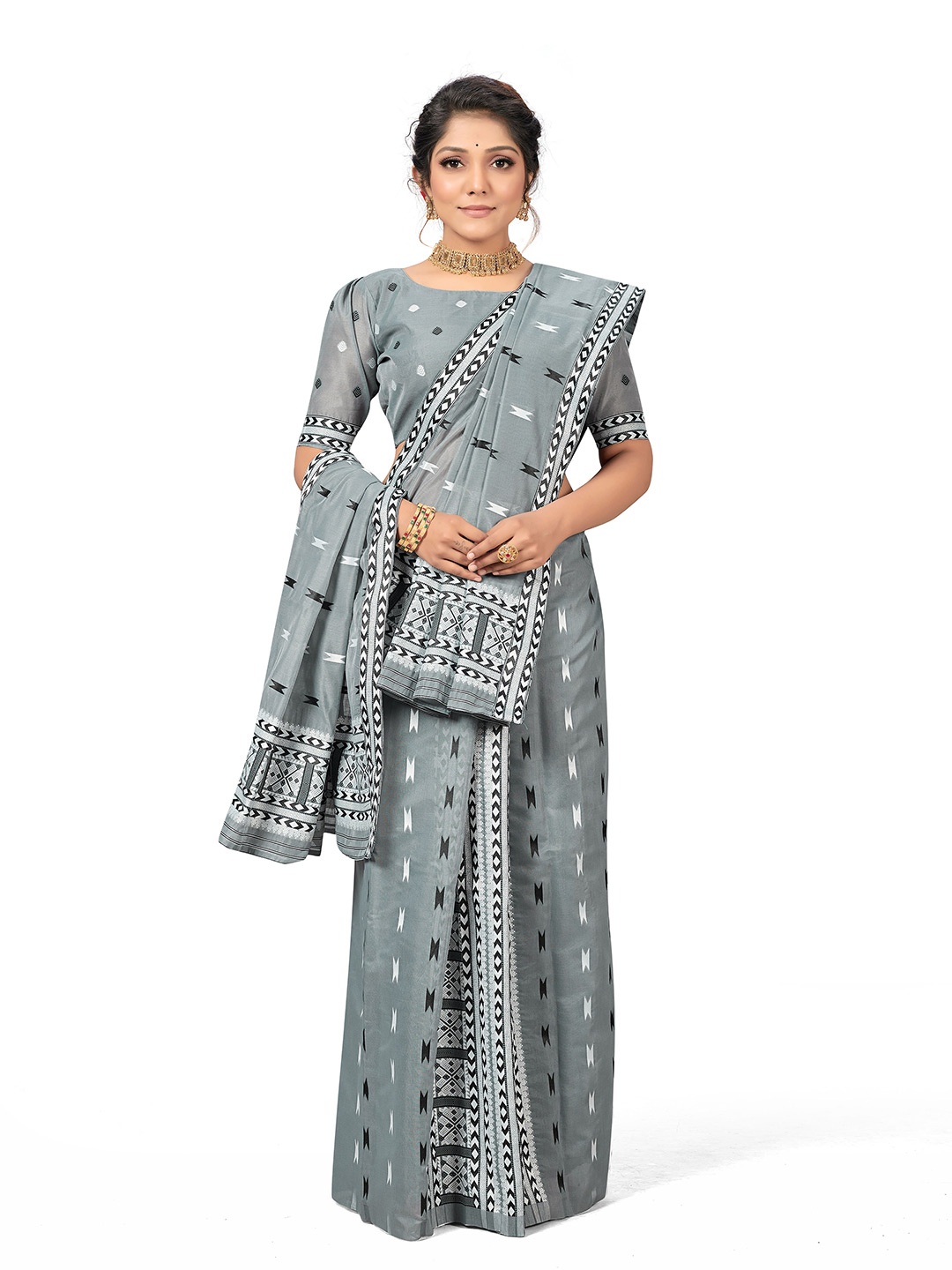 

MANVAA Geometric Woven Design Pure Cotton Saree, Grey