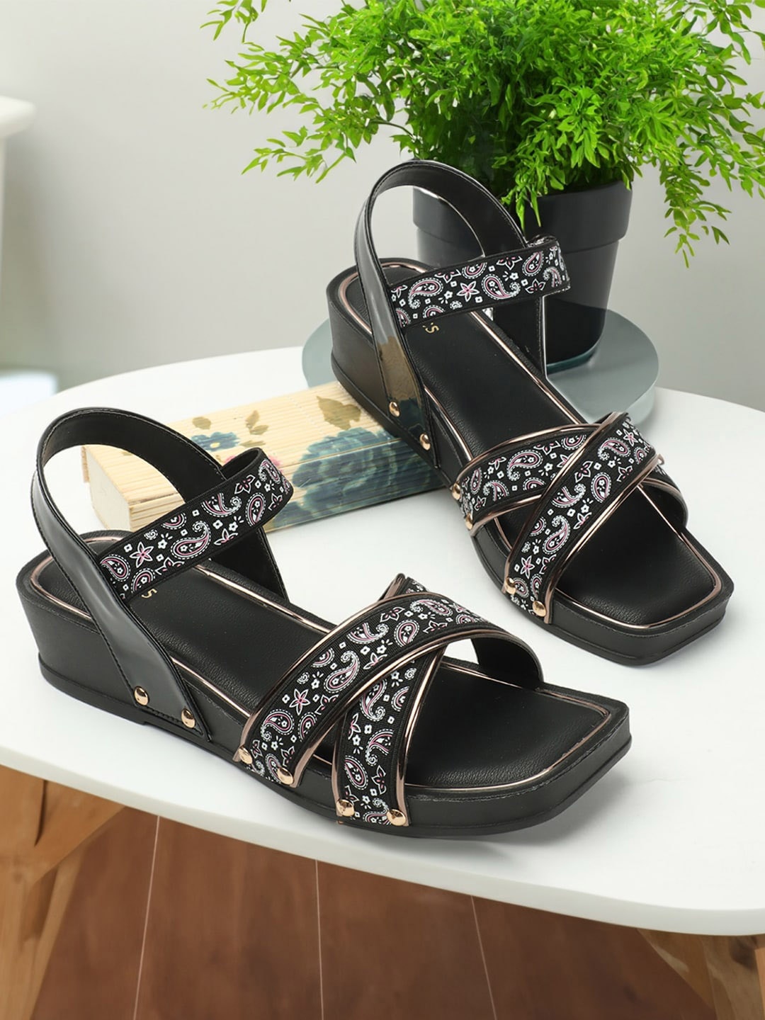 

ICONICS Printed Strappy Wedge Heels, Black