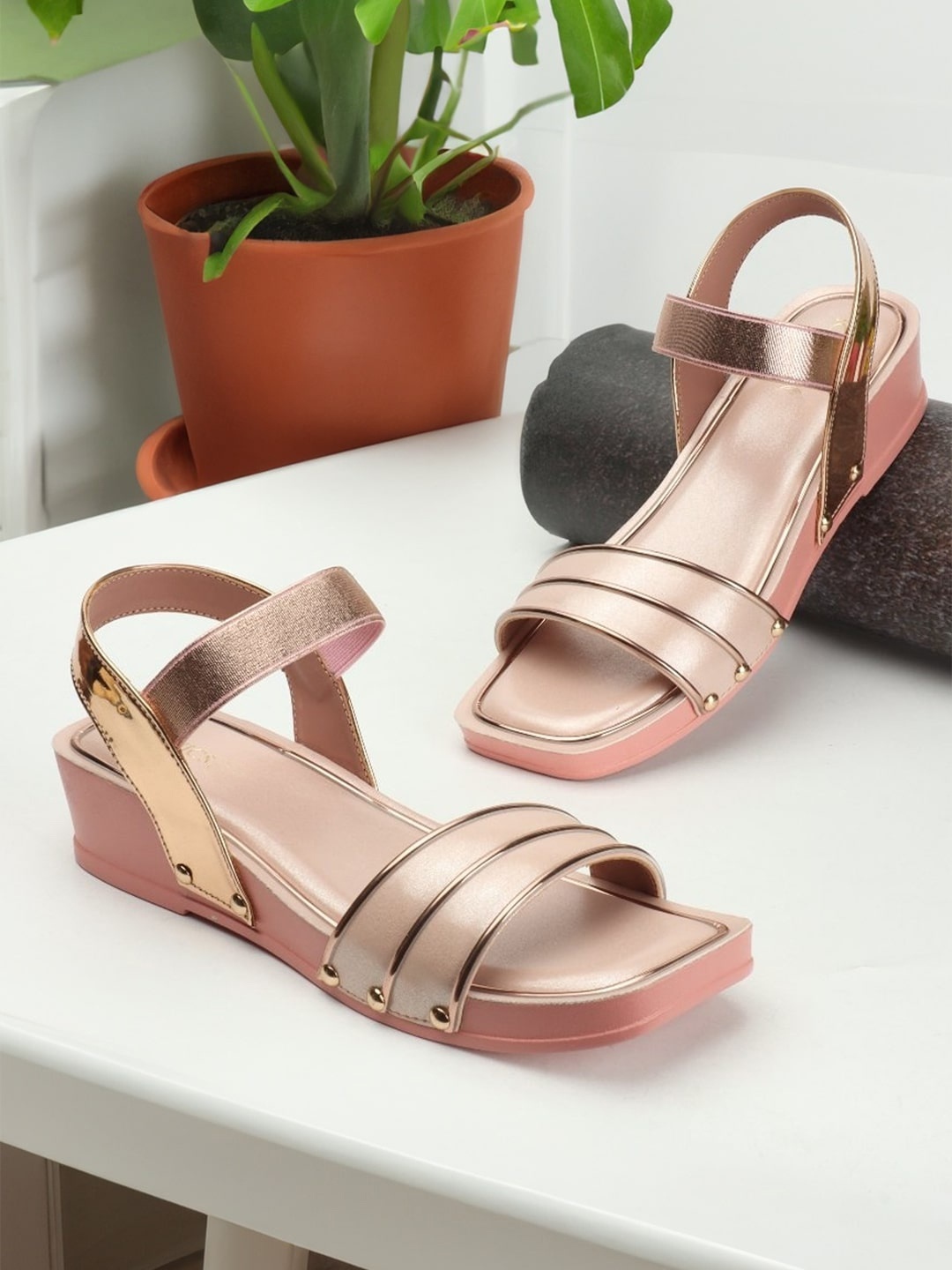 

ICONICS Open Toe Flatform Heels, Pink