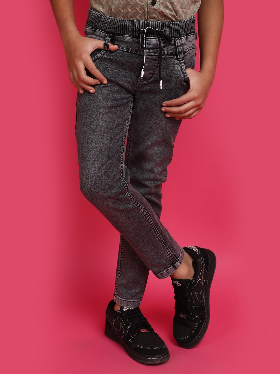 

V-Mart Boys Mid Rise Clean Look Heavy Fade Cotton Jeans, Grey