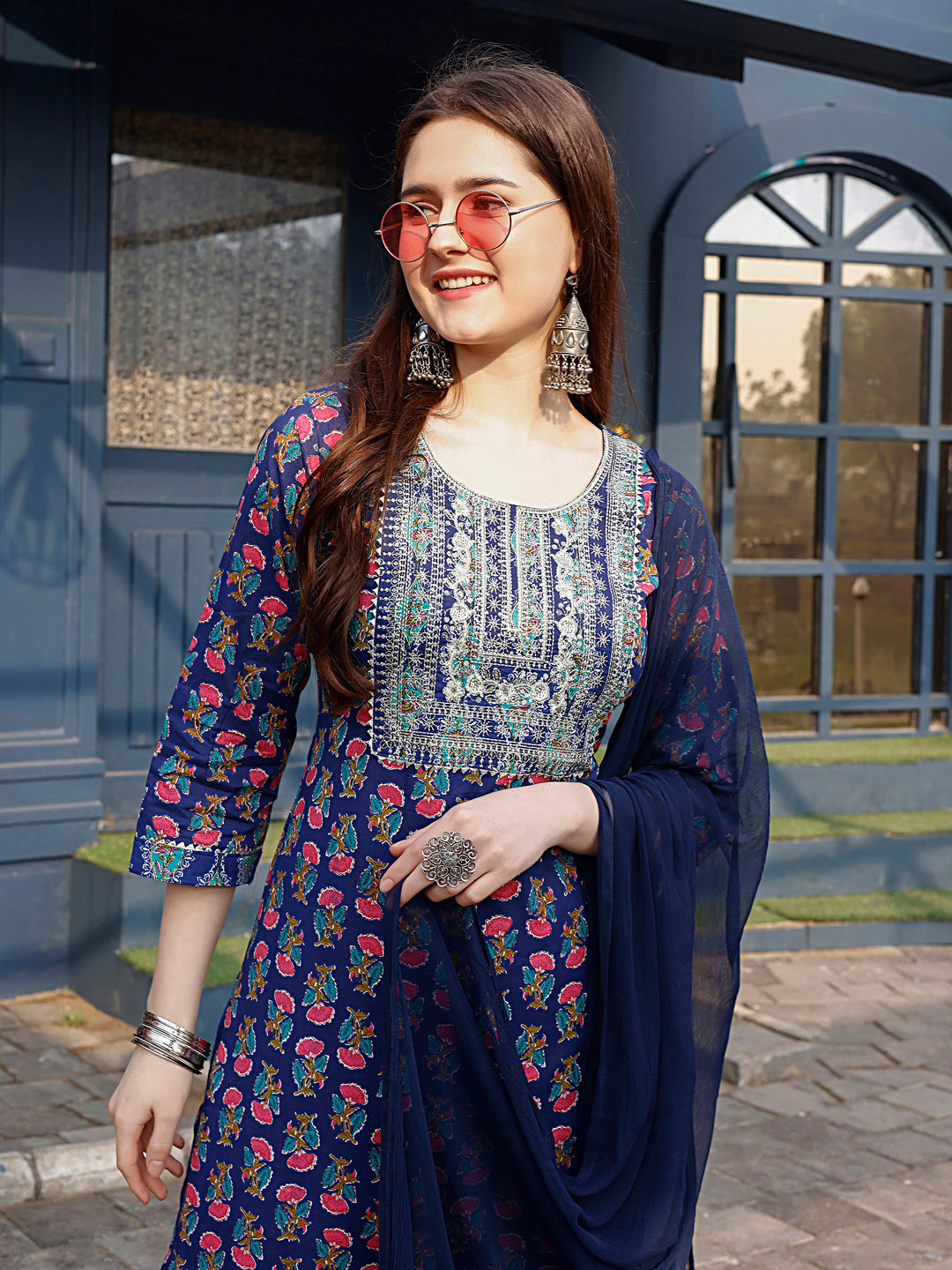 

Ziva Fashion Floral Printed Sequinned Pure Cotton Kurta with Trousers & With Dupatta, Blue