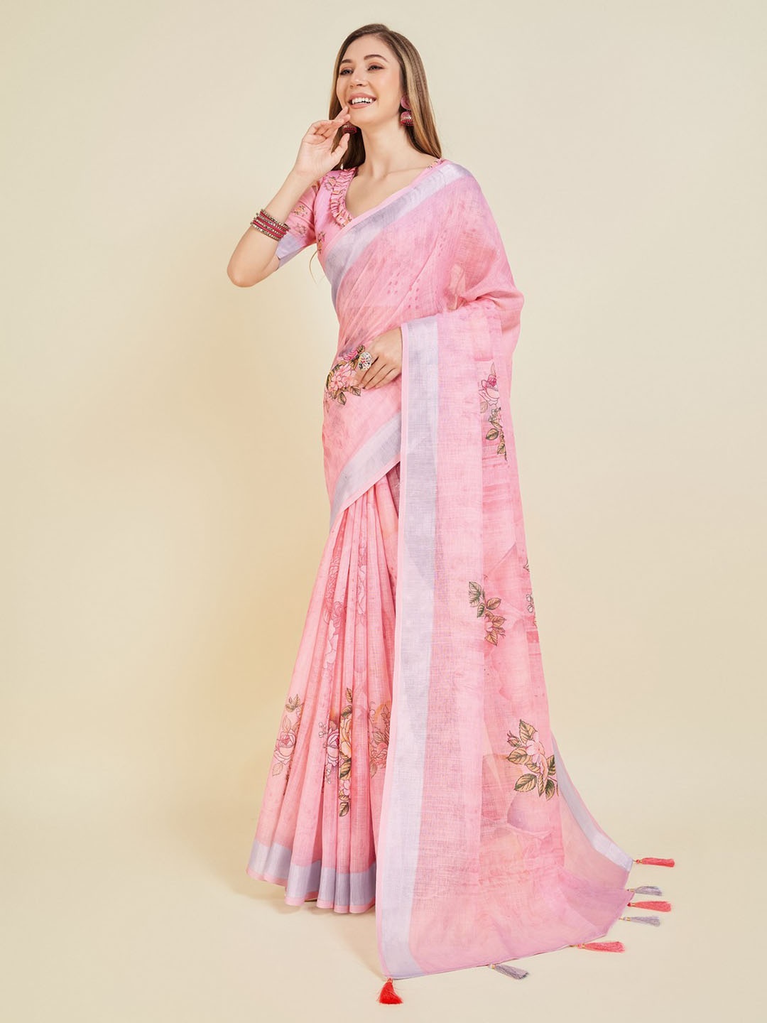 

Mitera Floral Printed Zari Saree, Peach