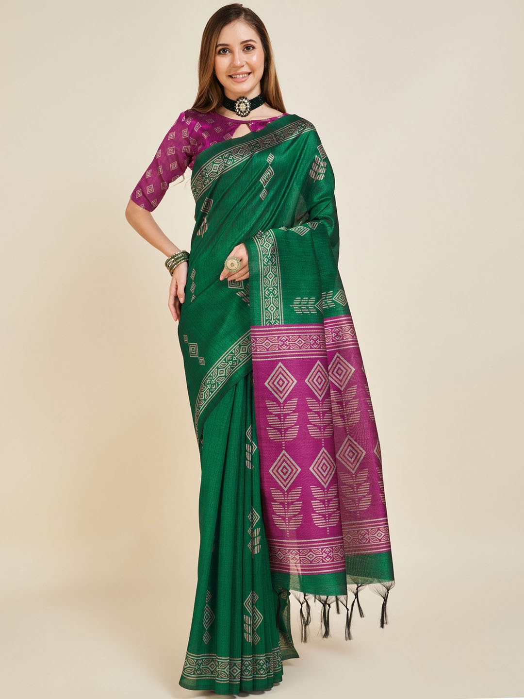 

Mitera Geometric Printed Silk Cotton Saree, Green