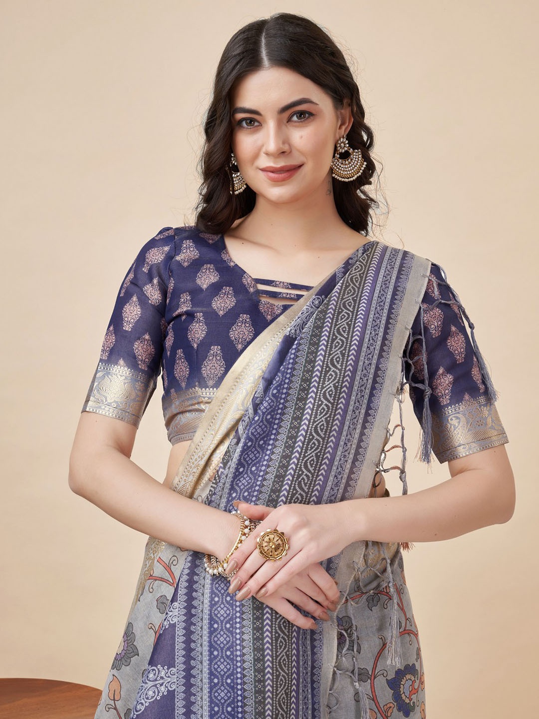 

Mitera Floral Printed Woven Design Silk Cotton Zari Saree, Blue