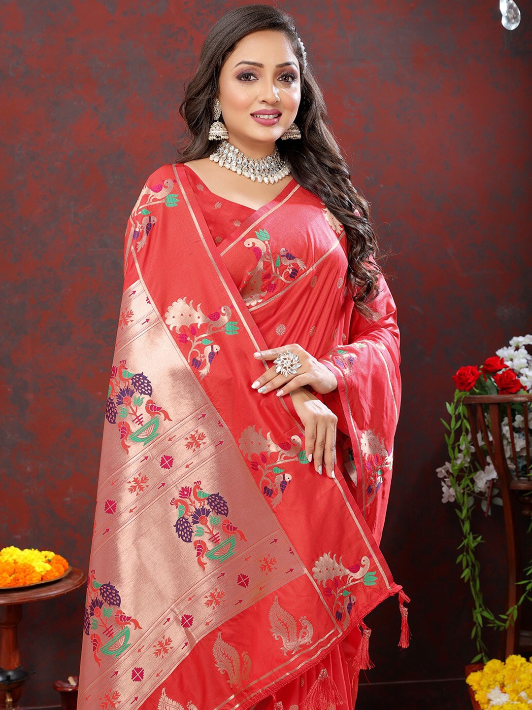 

JATRIQQ Ethnic Motif Woven Design Paithani Zari Saree, Red