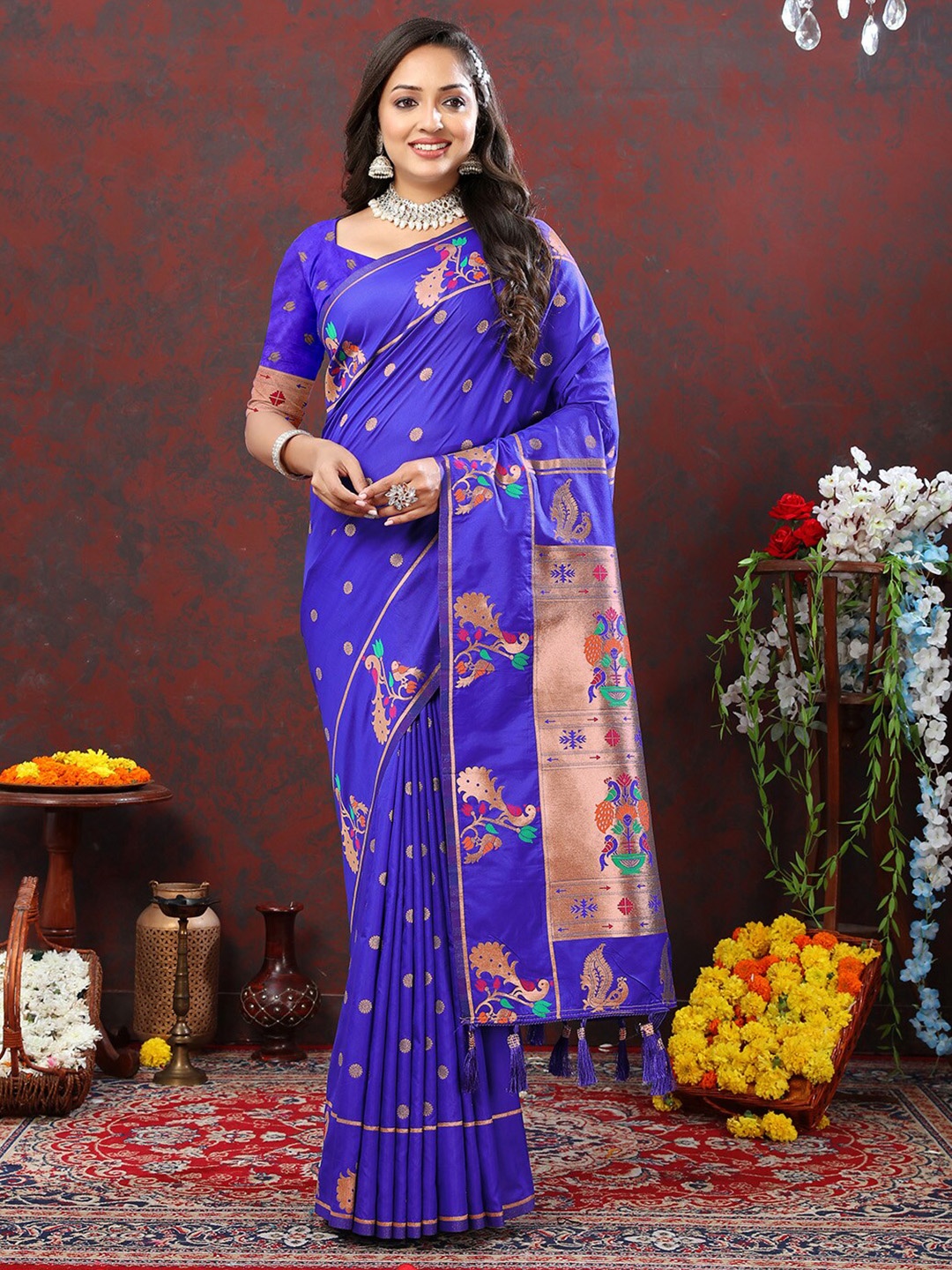 

JATRIQQ Ethnic Motif Woven Design Paithani Zari Saree, Blue