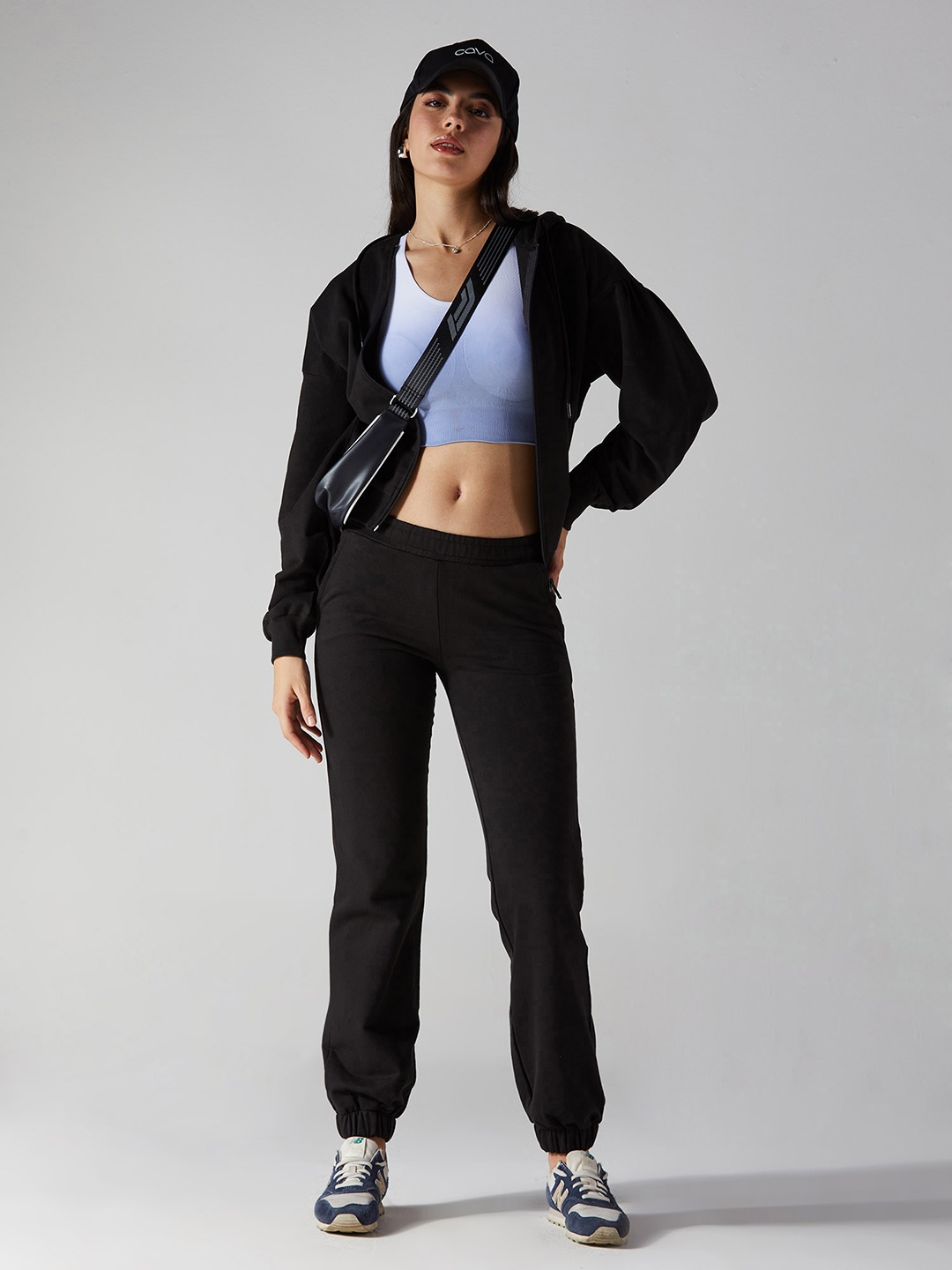 

CAVA Hooded Long Sleeves Antimicrobial Sporty Jacket, Black