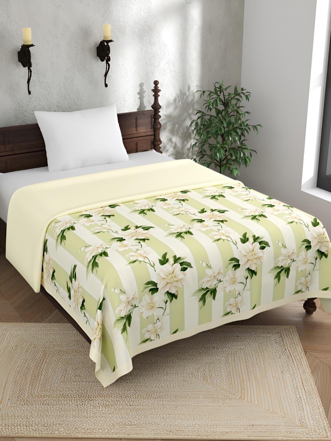 

EverHOME Cream & Green Floral AC Room 120 GSM Single Bed Dohar