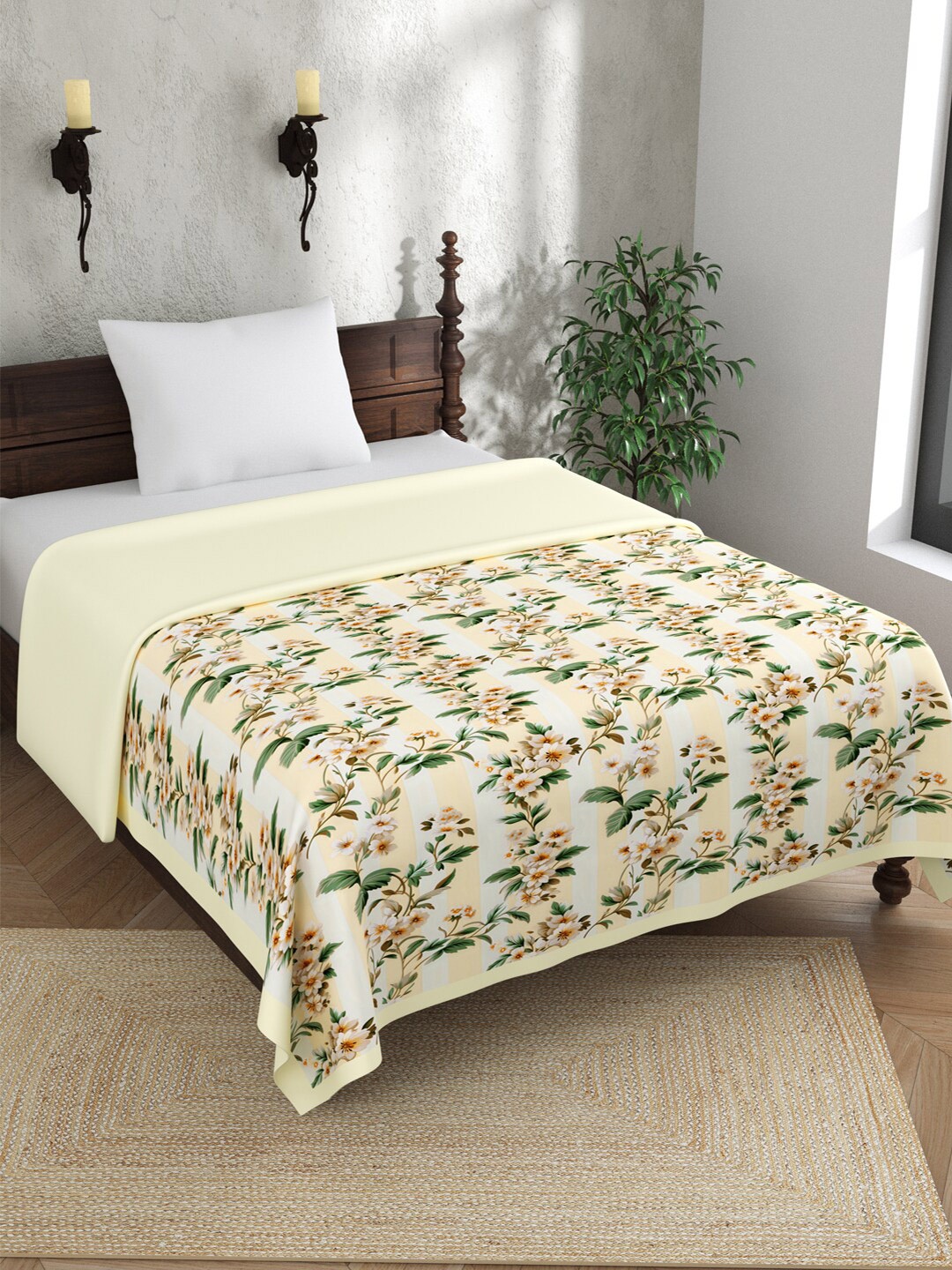 

EverHOME Beige & Green Floral Cotton AC Room 120 GSM Single Bed Dohar