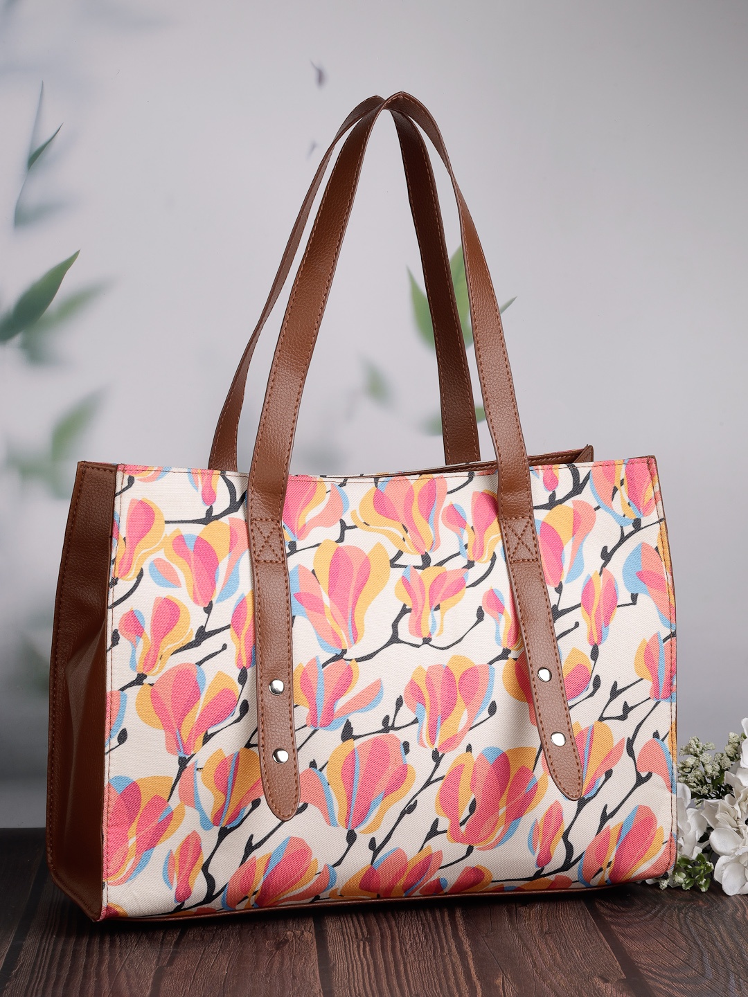 

Sangria Floral Printed Zip Detail Handbags Up to 12 inch, White