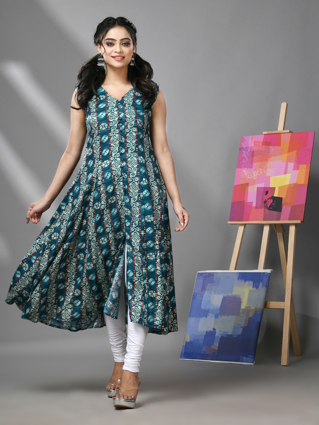 

Charukriti Floral Printed Mandarin Collar Gotta Patti Viscose Rayon A-Line Kurta, Teal